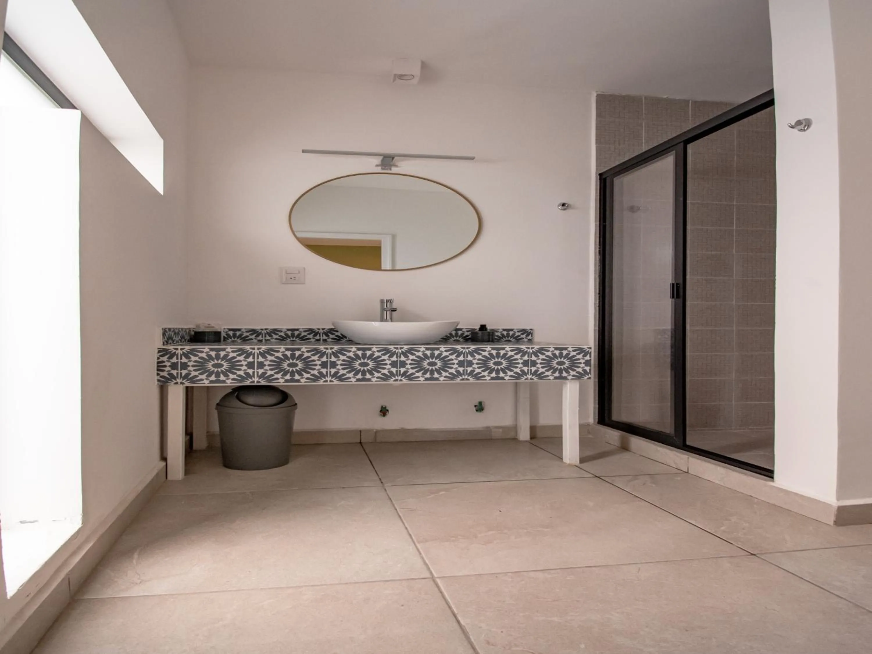 Bathroom in Collection O Hotel Lavanda Anzures