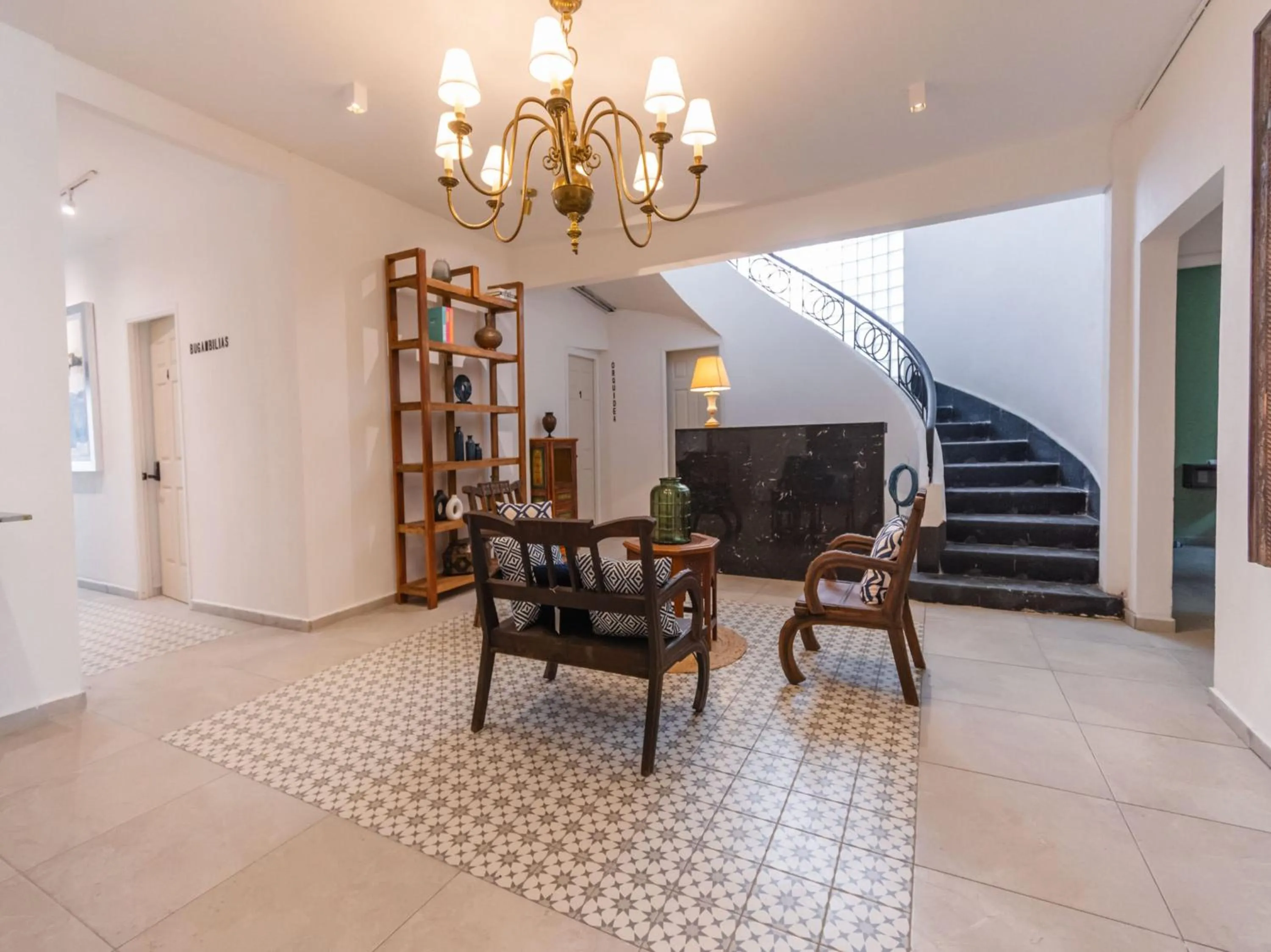 Lobby or reception in Collection O Hotel Lavanda Anzures