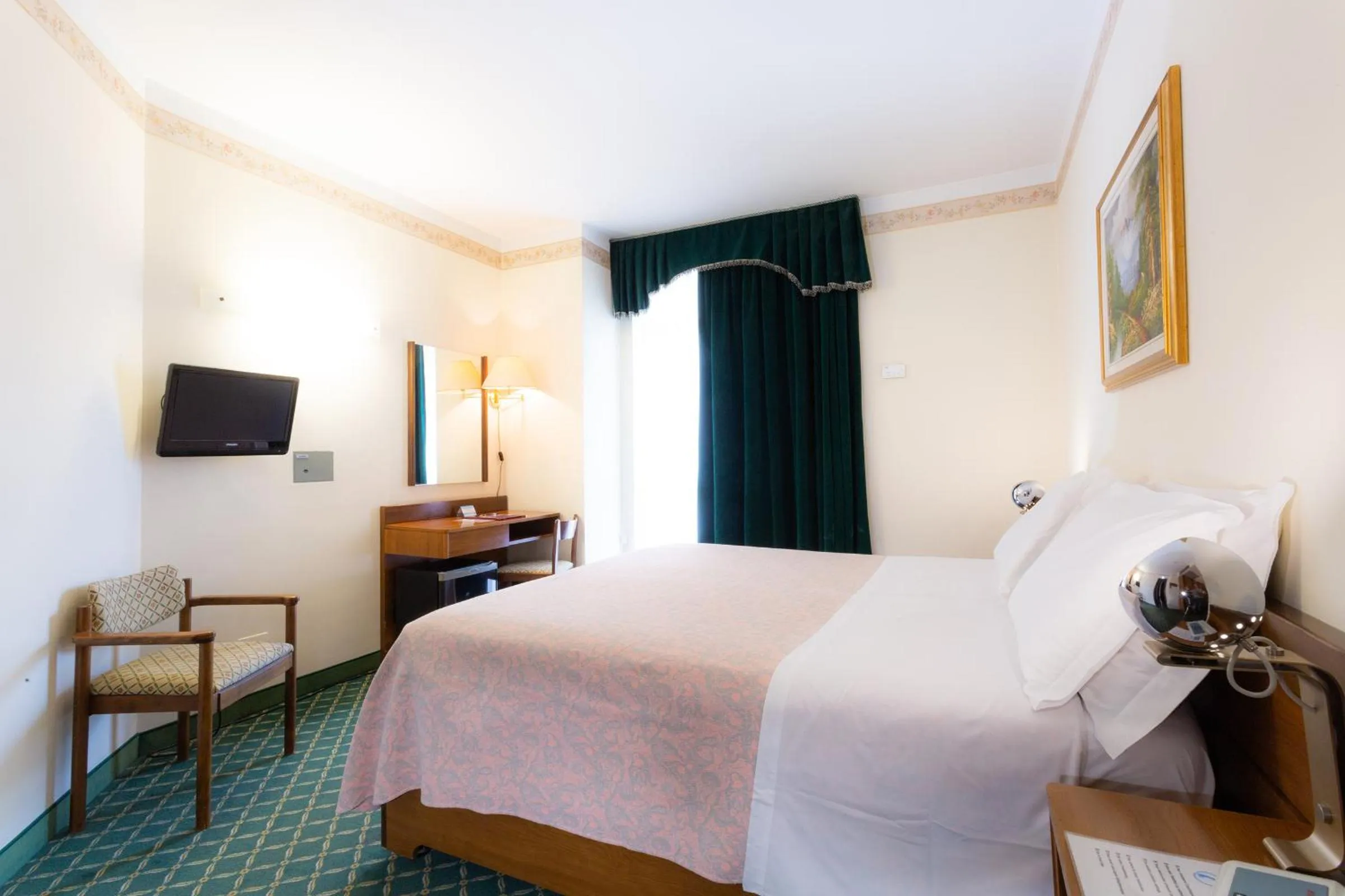 Bed in Hotel Terme Abano Verdi