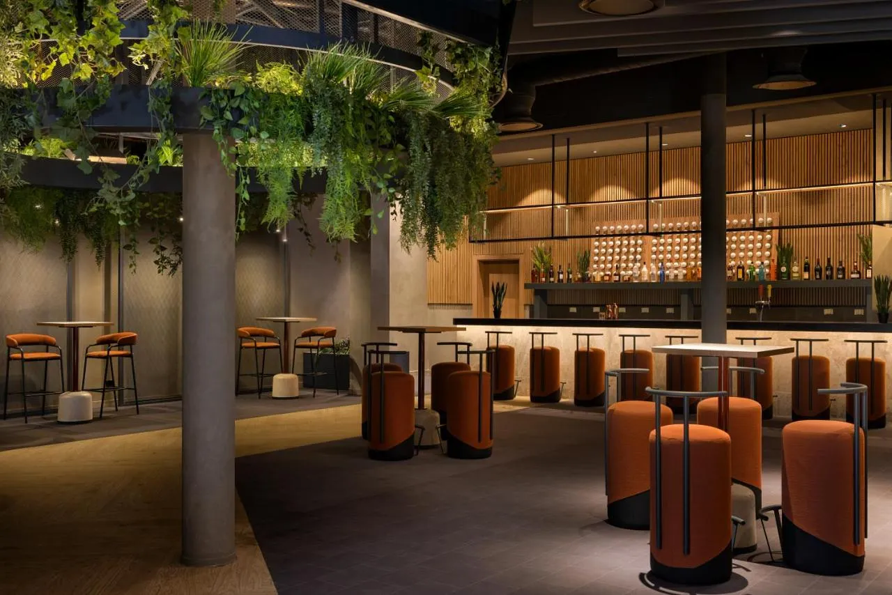 Lounge or bar in Secrets Baby Beach Aruba Adults Only