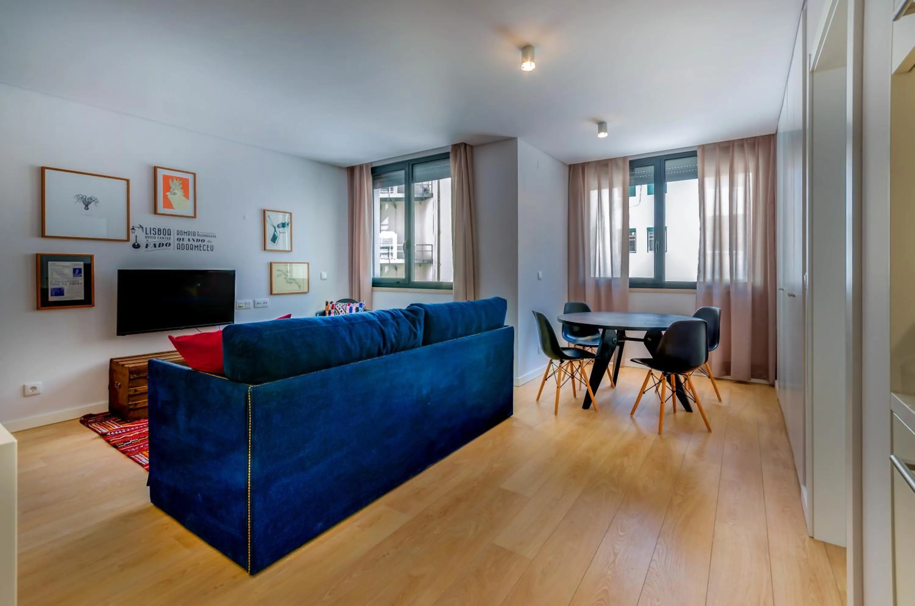 People in Lisbon Serviced Apartments - Liberdade
