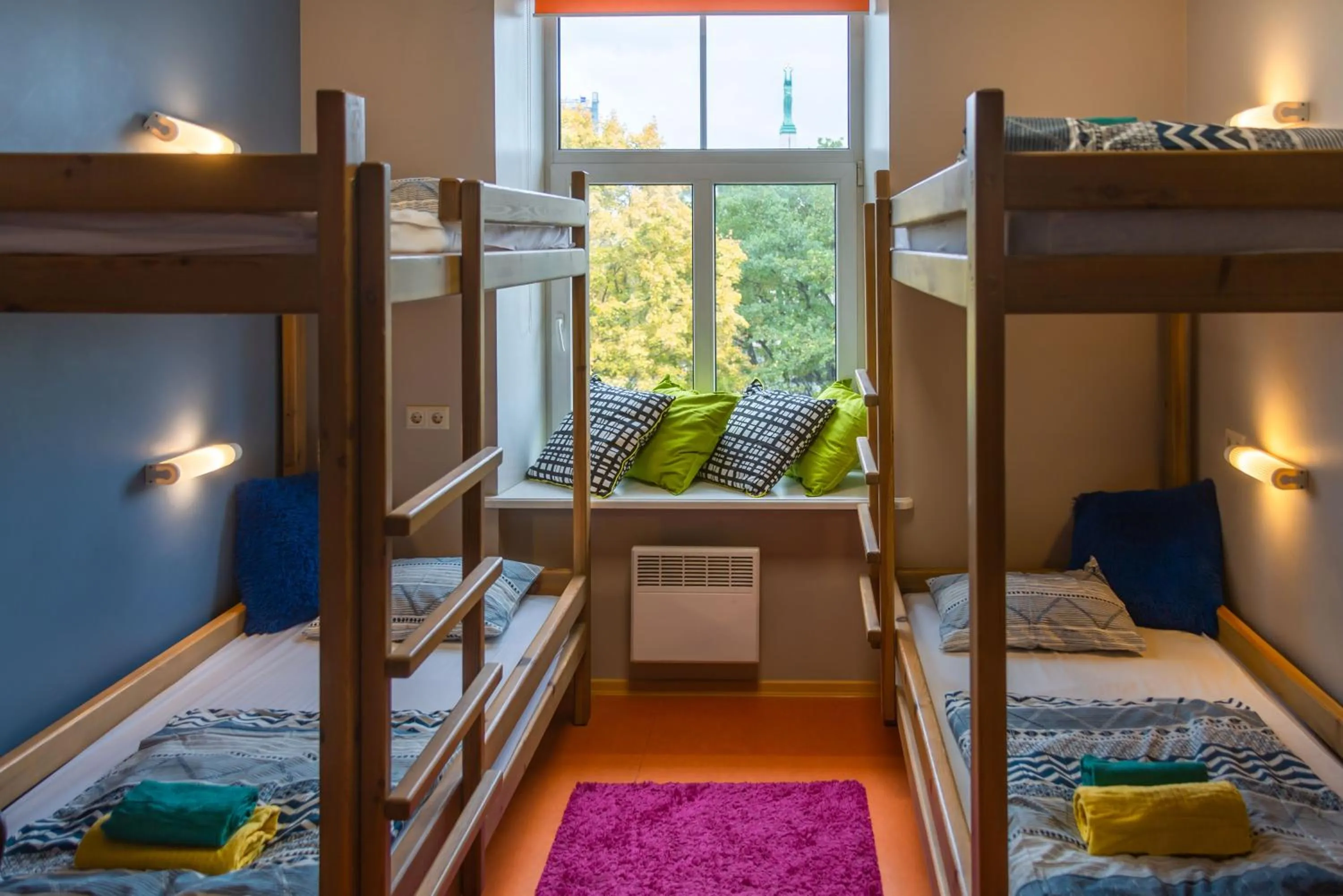 Photo of the whole room, Bed in Liberty Airy