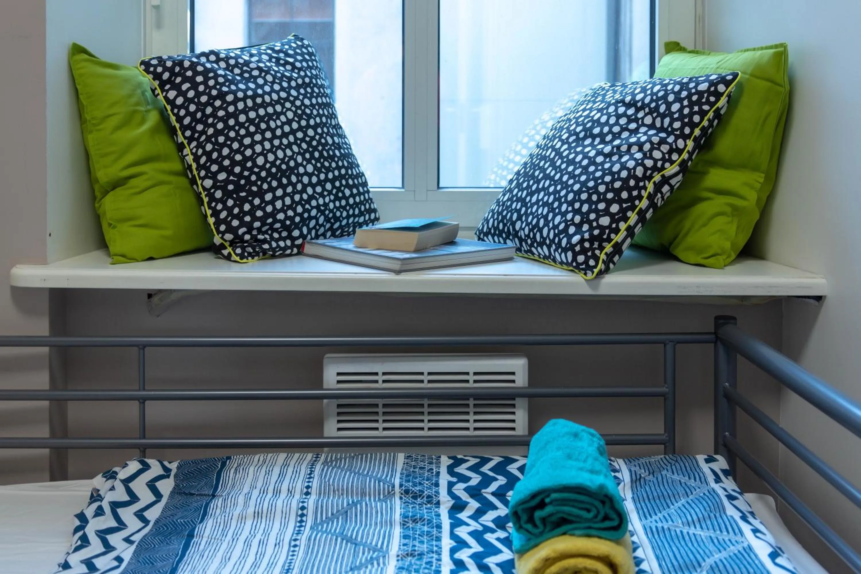 View (from property/room), Bed in Liberty Airy