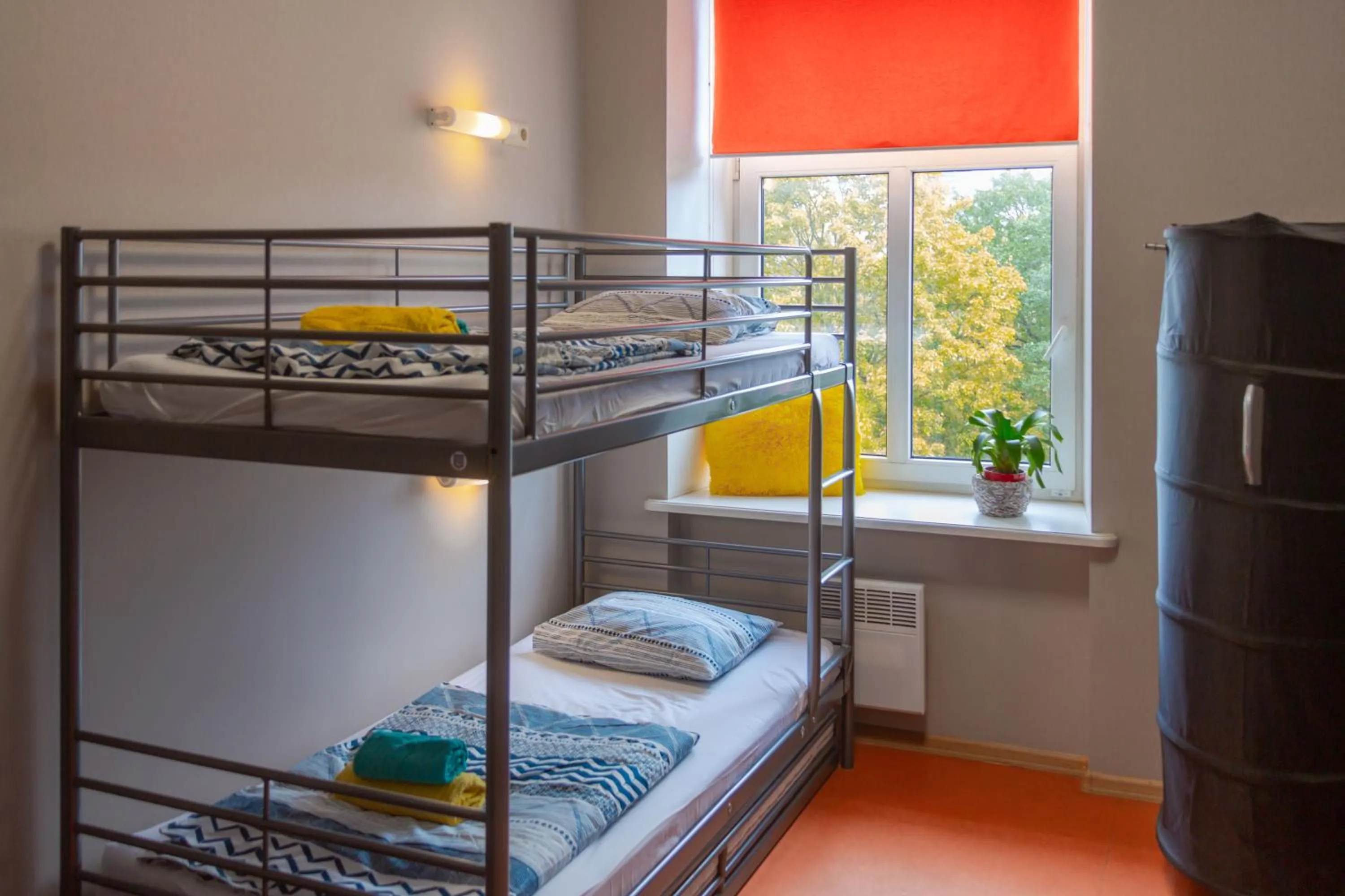 Photo of the whole room, Bed in Liberty Airy