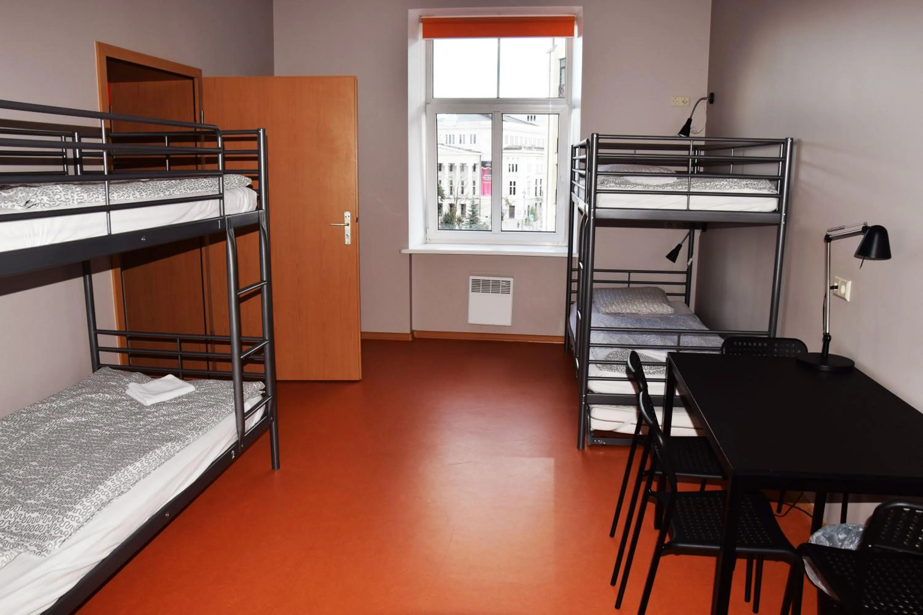 Photo of the whole room, Bed in Liberty Airy