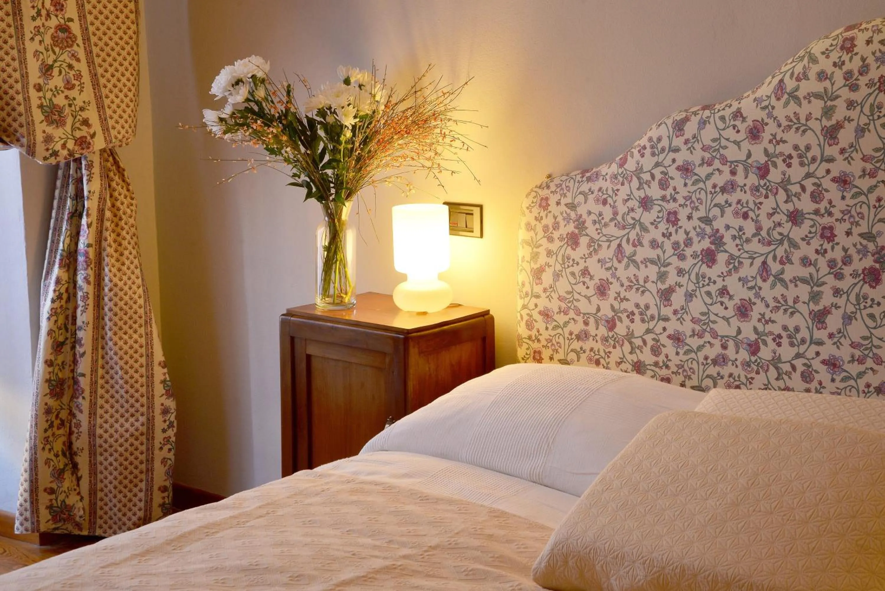 Bedroom, Bed in La Luna e i Faló Luxury Accomodation