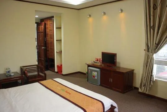Bed in Beijing Hotel Vinh - by BAY LUXURY
