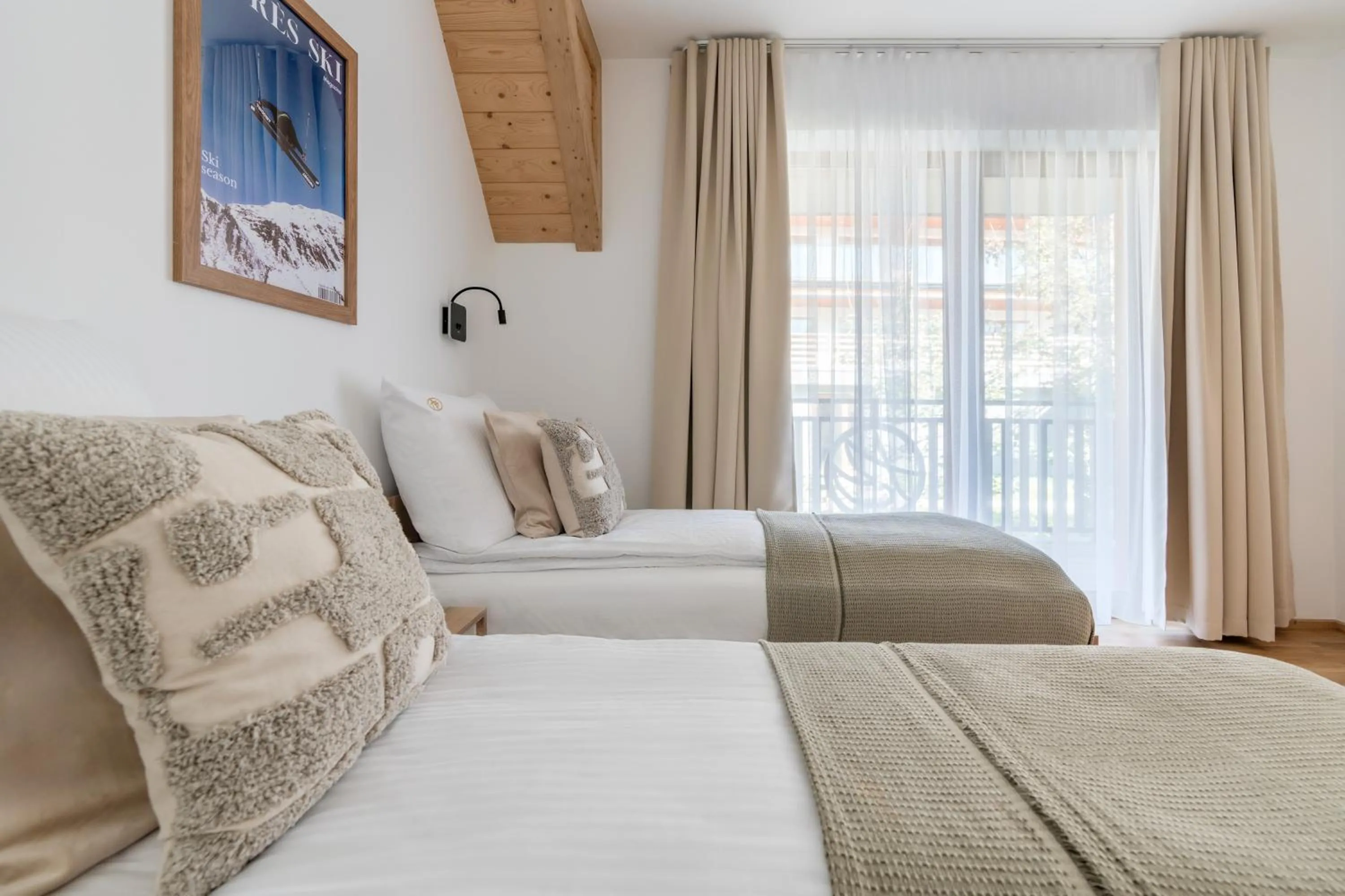 Photo of the whole room, Bed in Apres Ski Bachleda - LoftAffair Collection