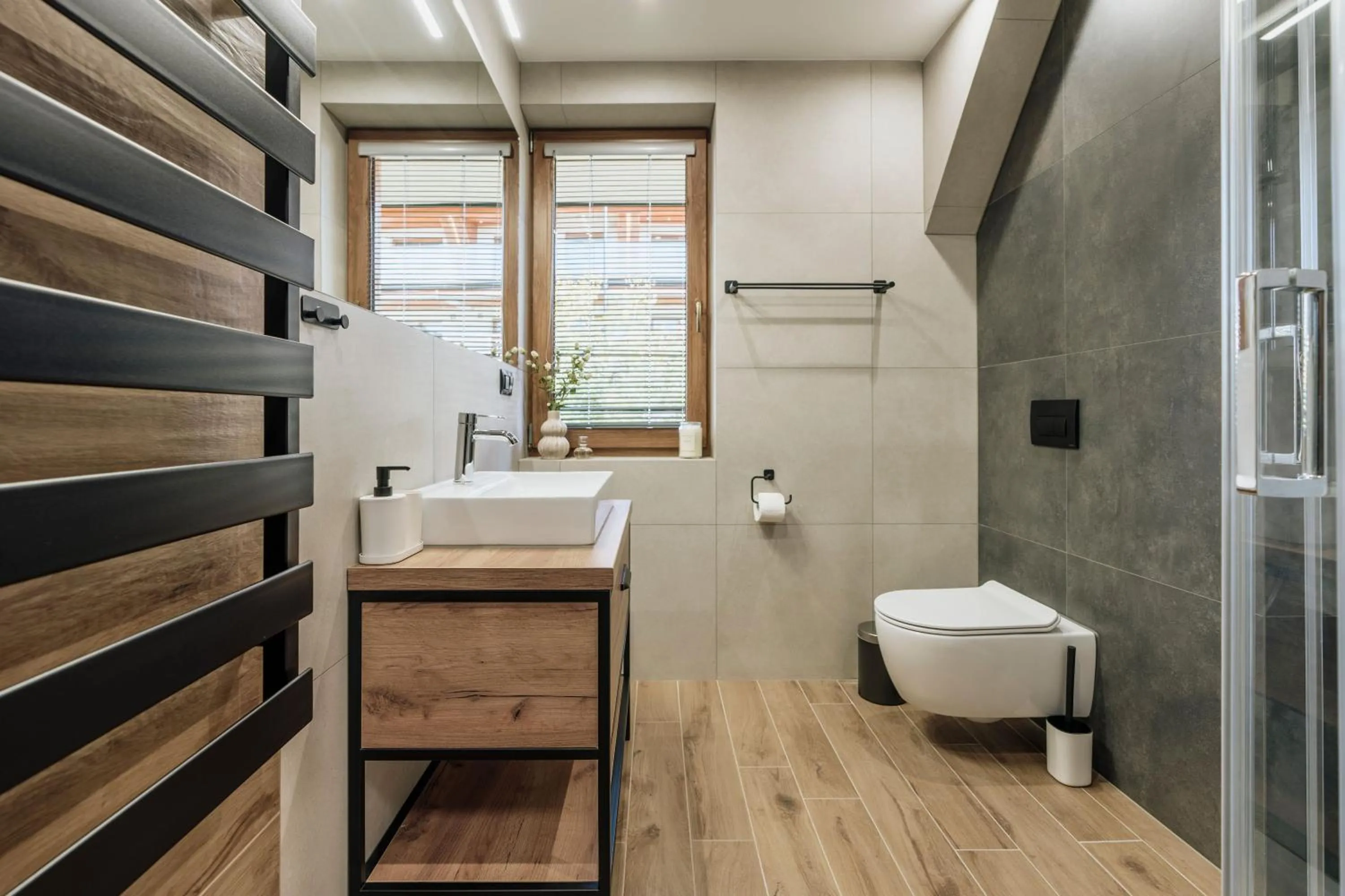 Shower in Apres Ski Bachleda - LoftAffair Collection