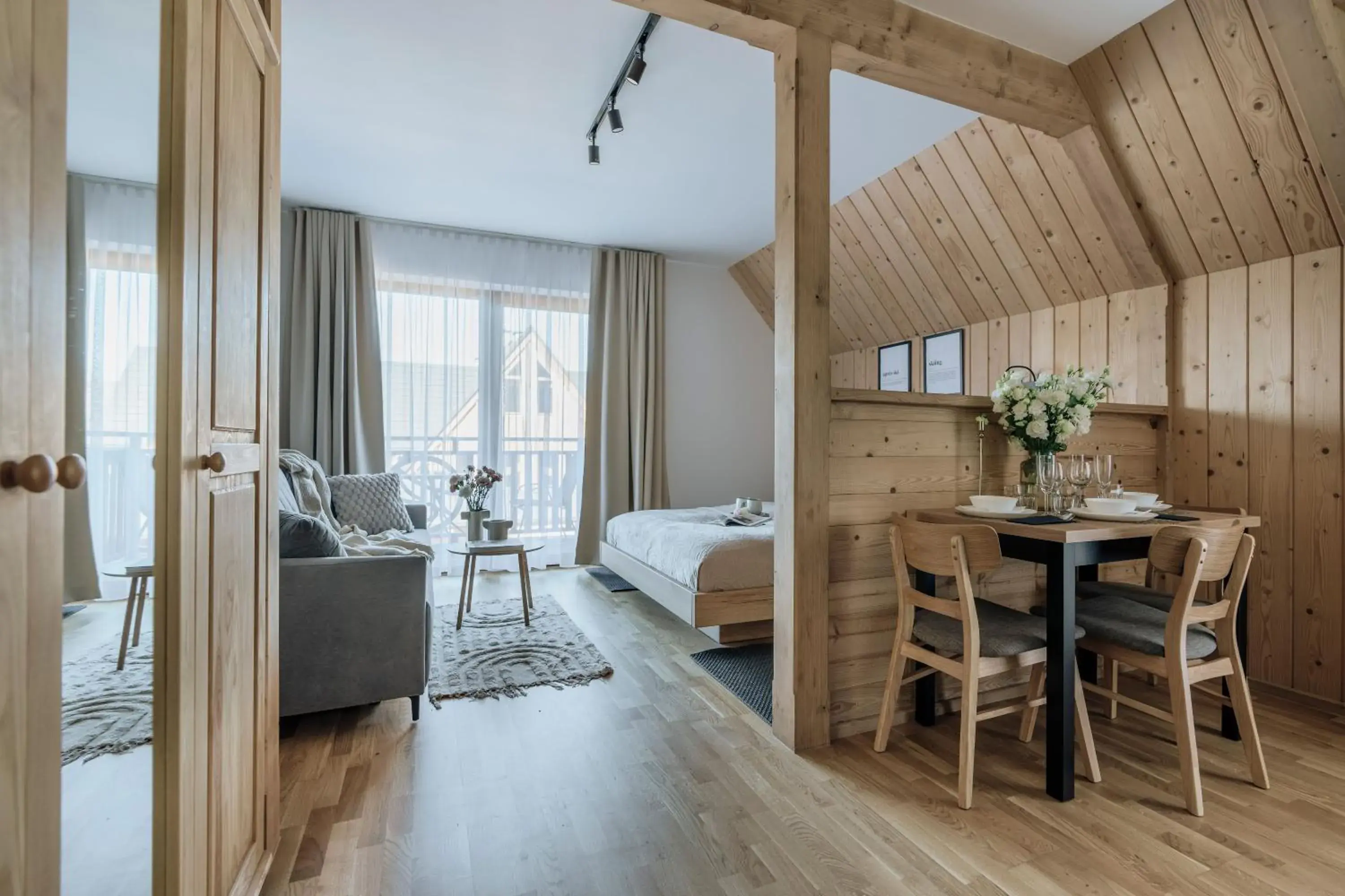 Studio Apartment with King Bed in Apres Ski Bachleda - LoftAffair Collection Studio Apartment with King Bed in Apres Ski Bachleda - LoftAffair Collection