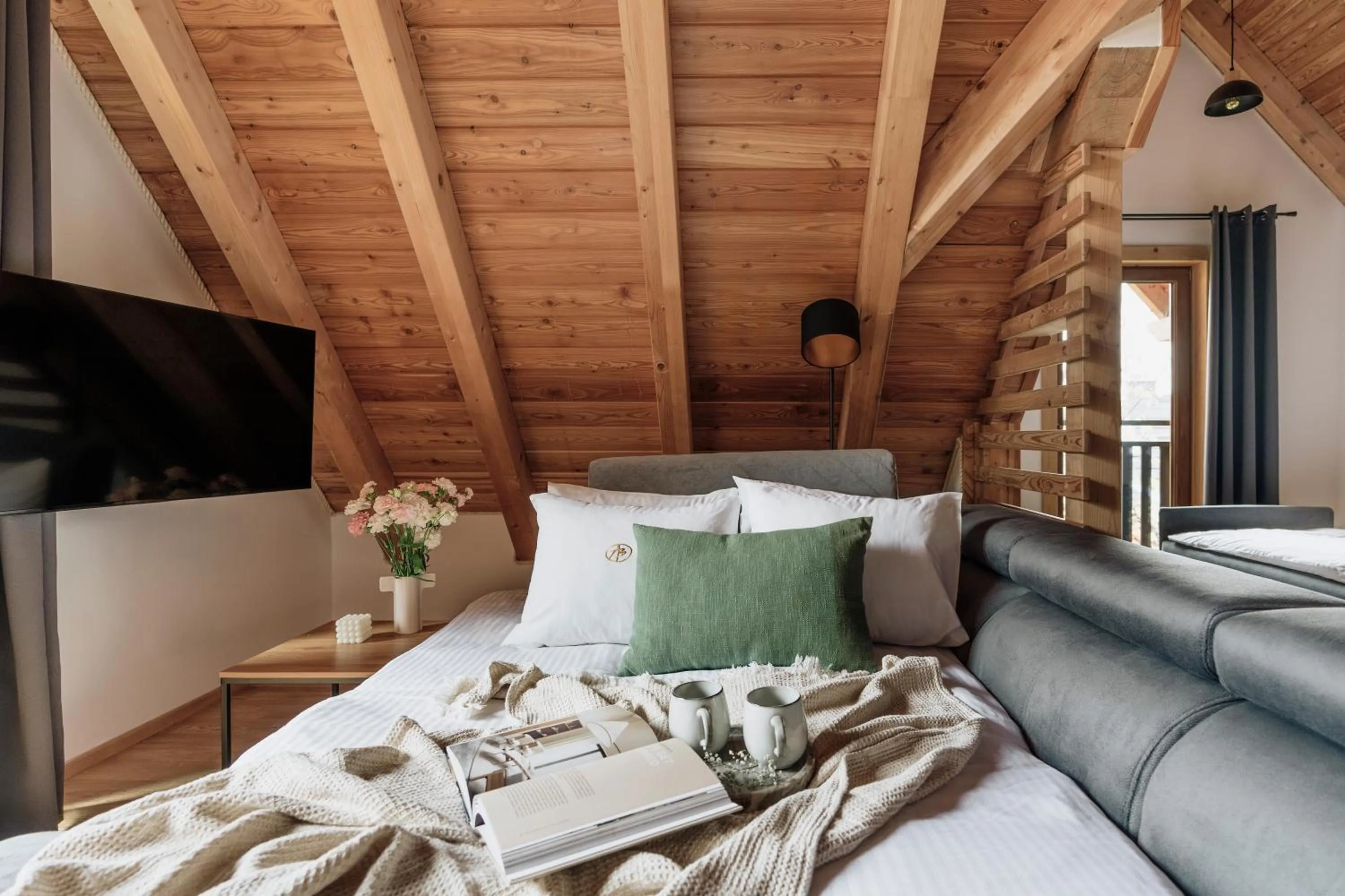 Bed in Apres Ski Bachleda - LoftAffair Collection