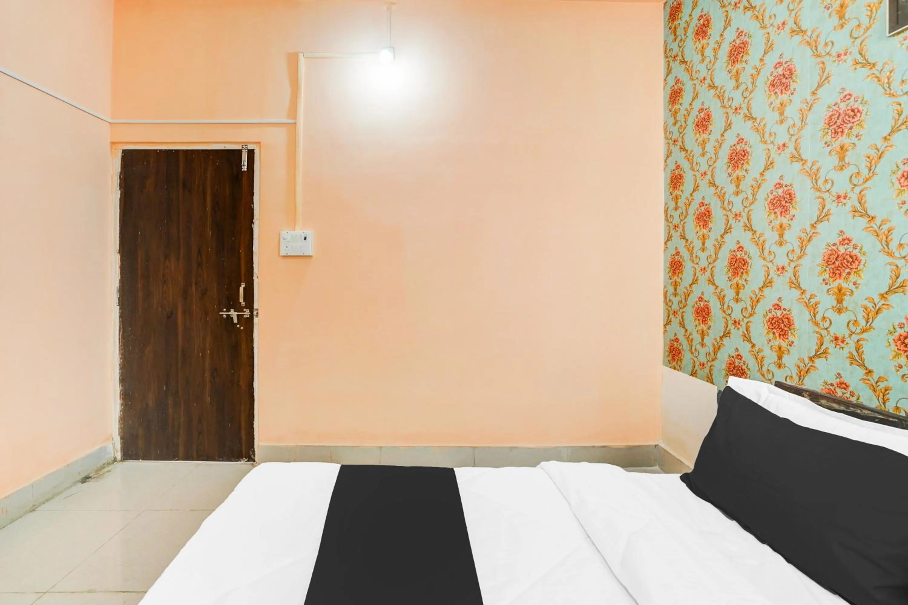 Bedroom, Bed in Hotel O Shivam In