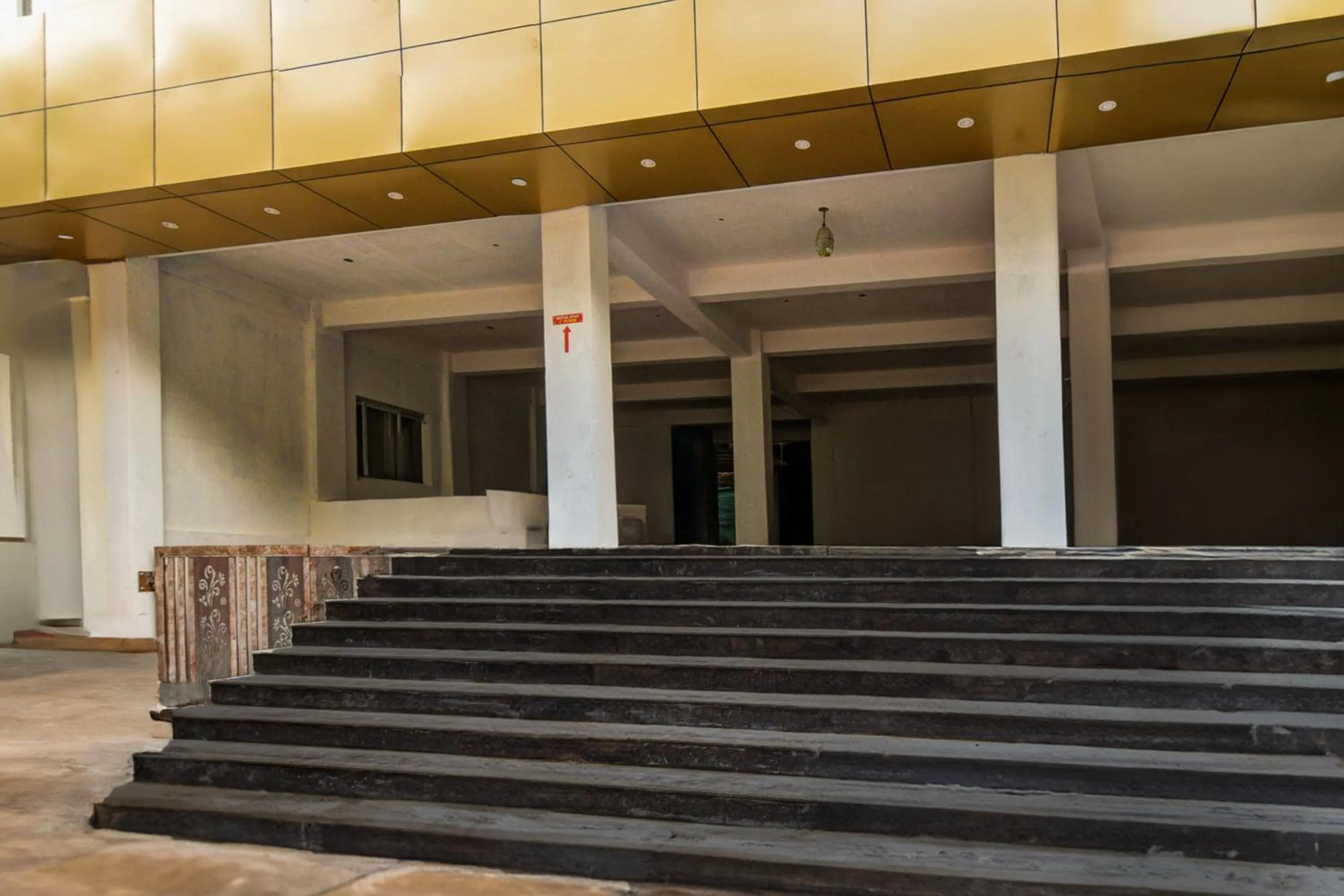 Facade/entrance in Hotel O Royal Stay Luxury Rooms