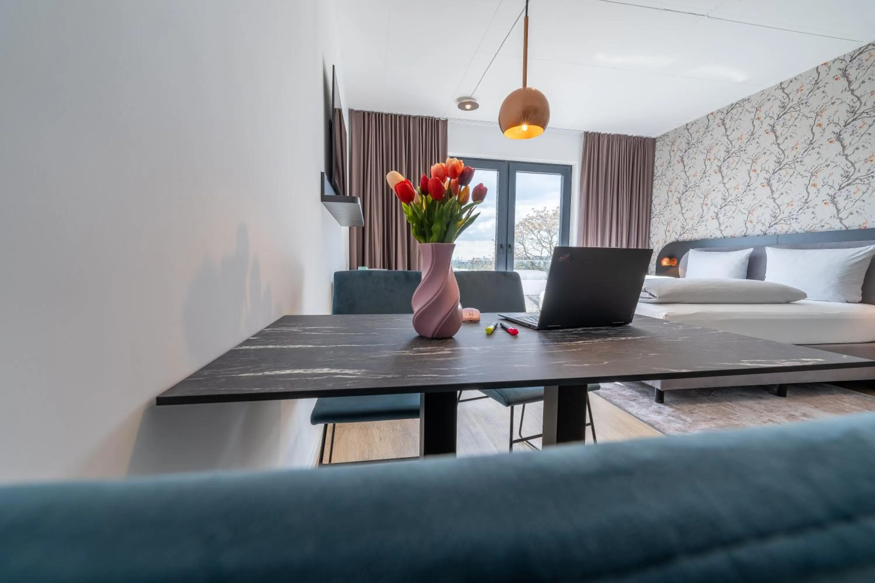 Bed in MASEVEN Frankfurt Messe