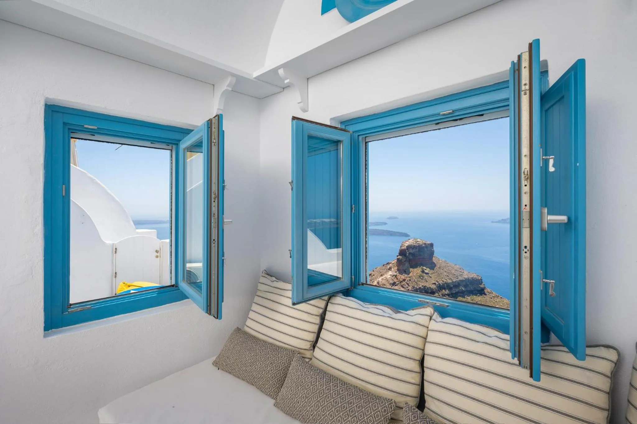 Sophia Luxury Suites