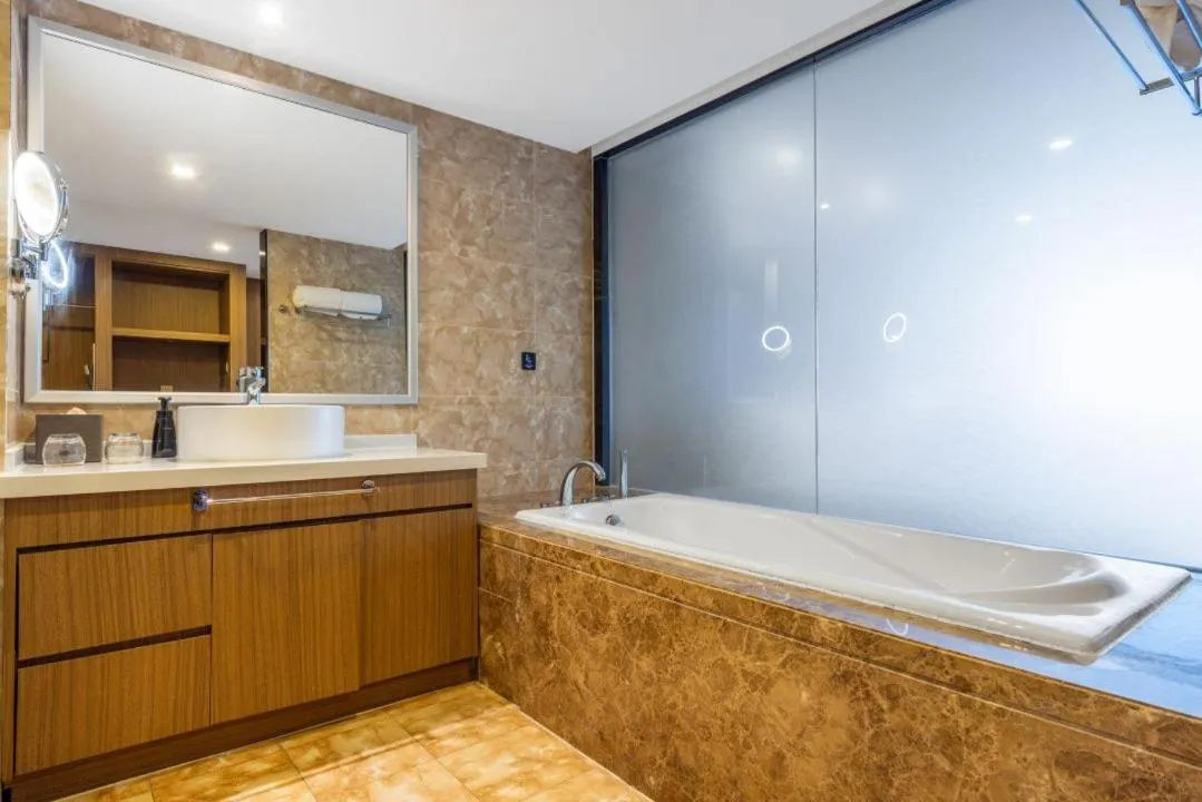 Atour Hotel Beijing West Railway Station South Square