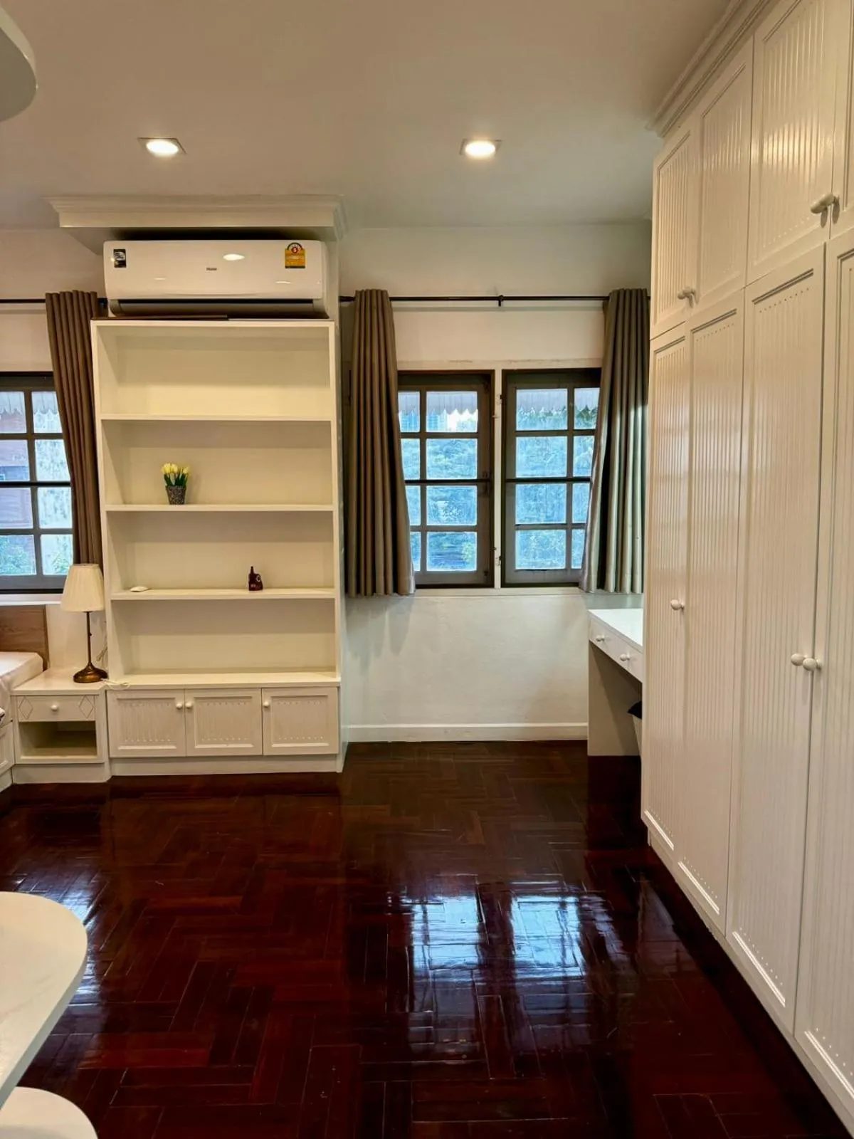 Bedroom, Bed in Comfy Crib Hostel 2