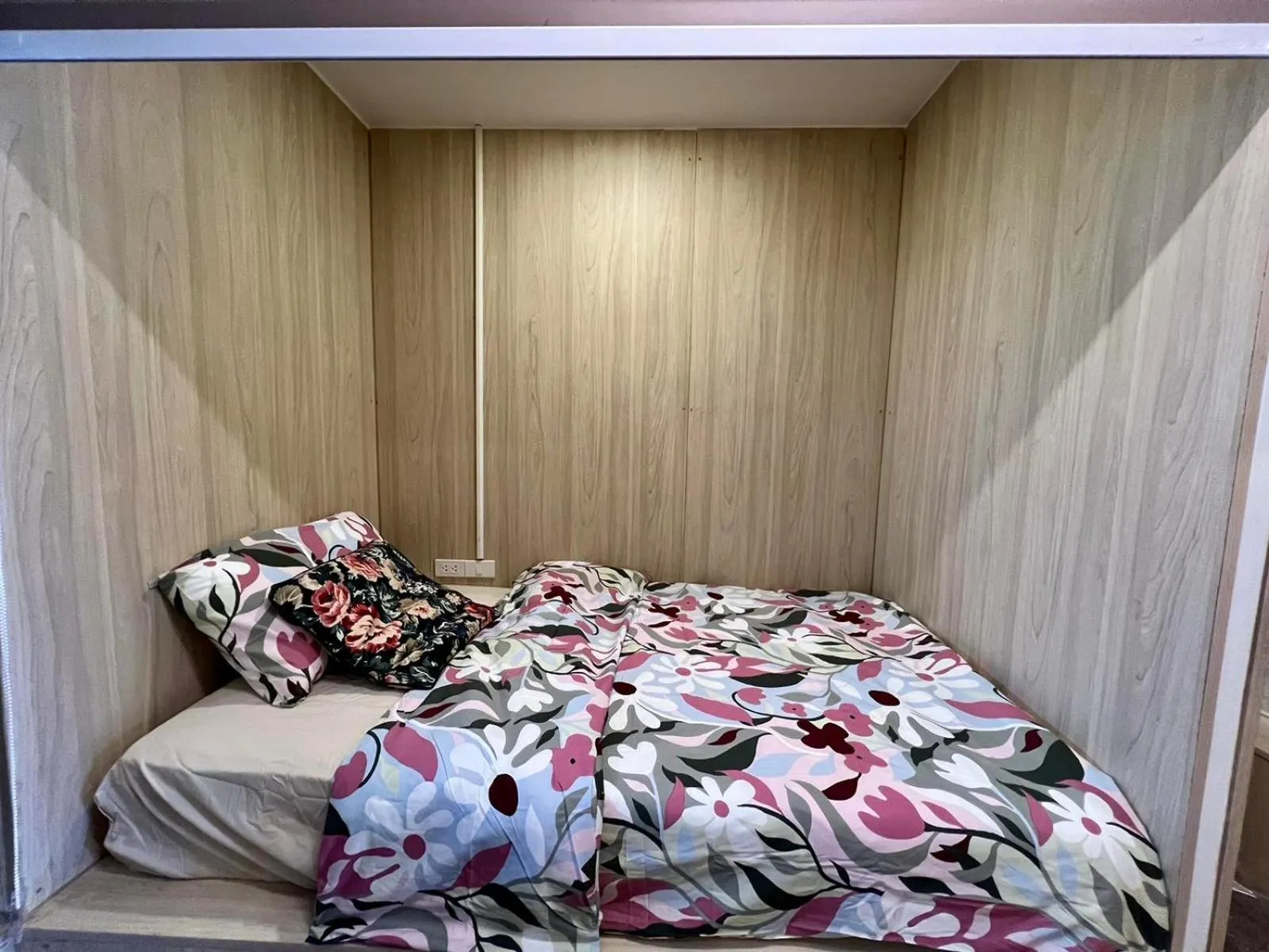 Bed in Comfy Crib Hostel 2