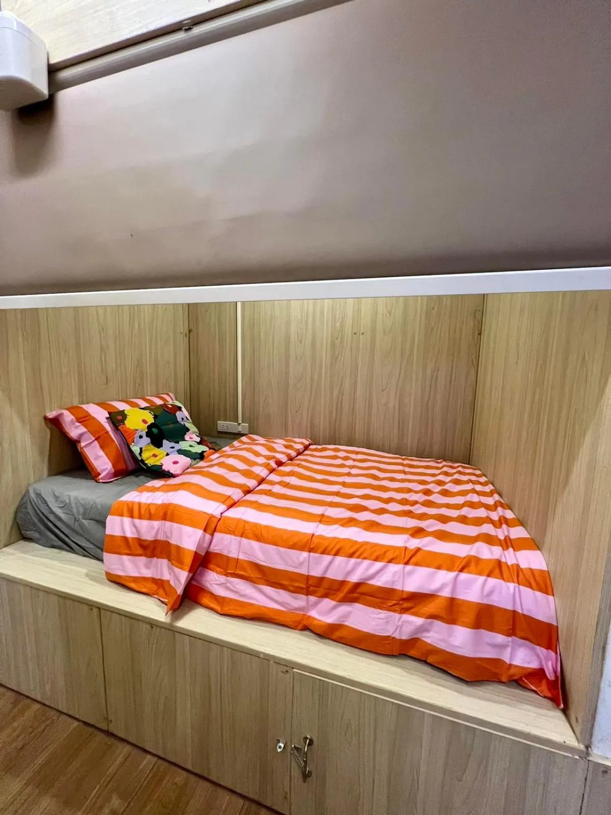 Bed in Comfy Crib Hostel 2