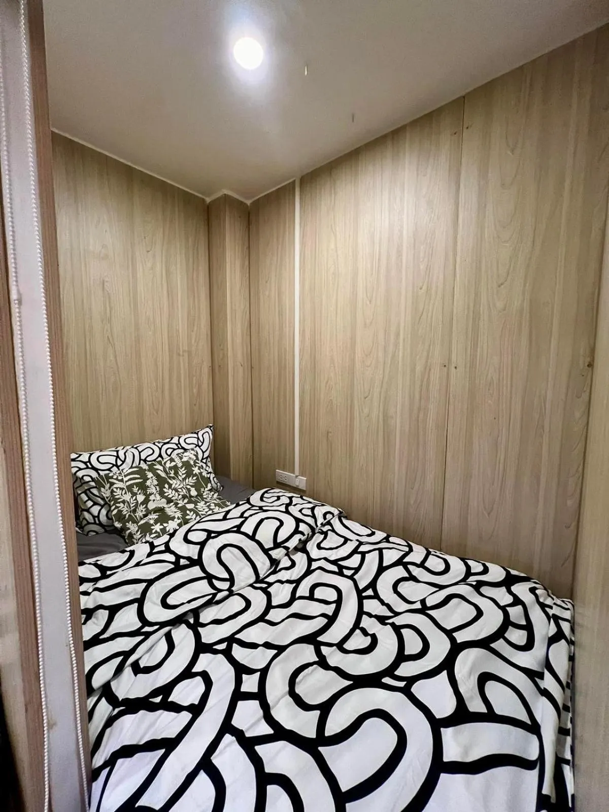 Bed in Comfy Crib Hostel 2