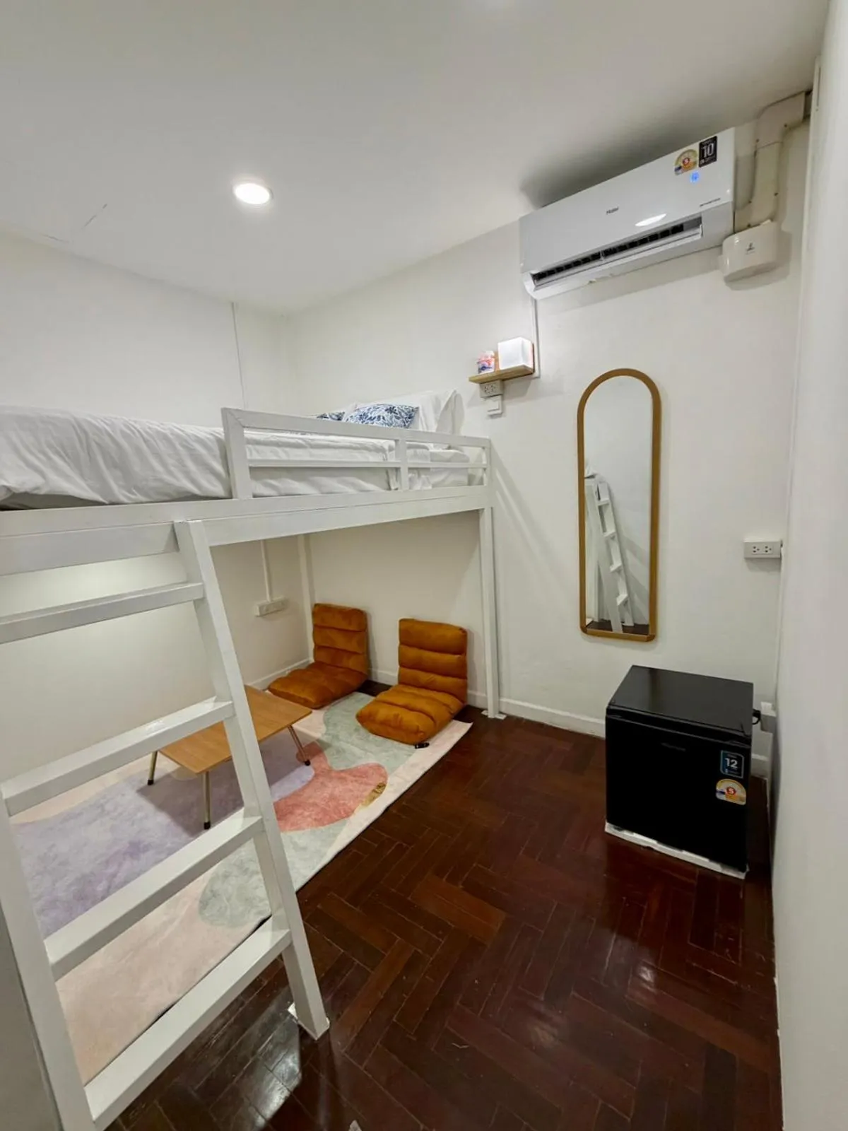 Bed in Comfy Crib Hostel 2