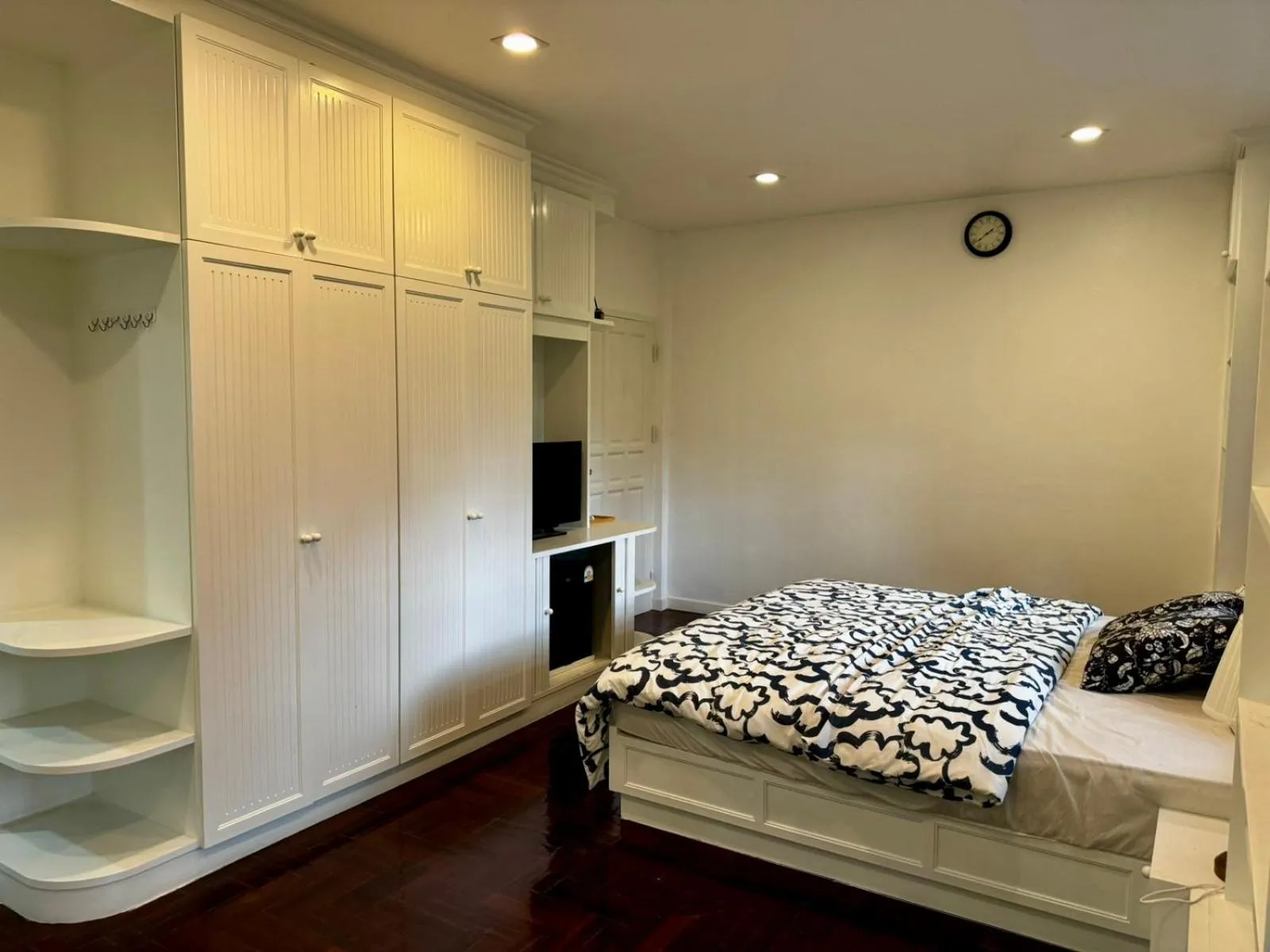 Bed in Comfy Crib Hostel 2