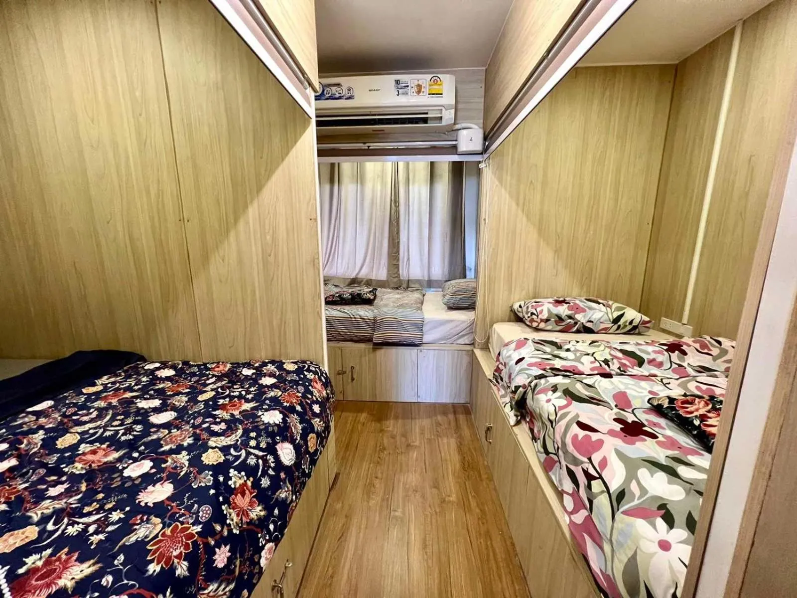 Bed in Comfy Crib Hostel 2