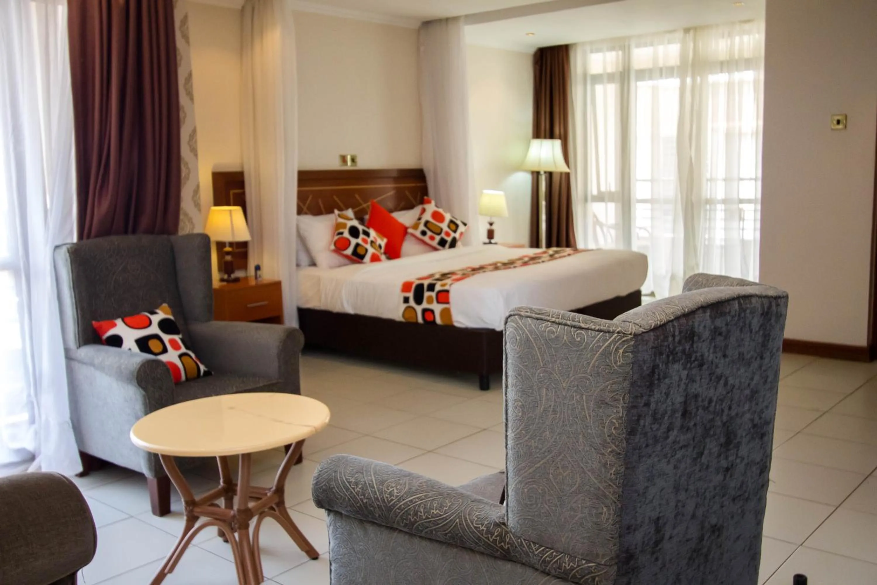 Photo of the whole room, Bed in Victoria Comfort Inn