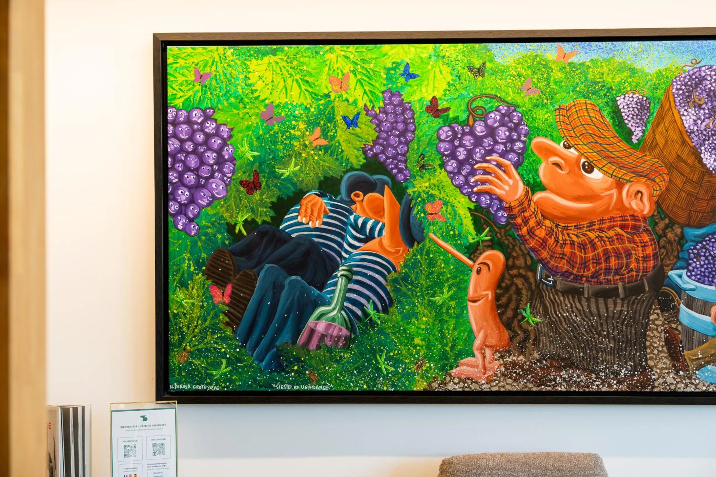 Decorative detail in Hôtel 56 - Bordeaux Centre Gare Saint Jean