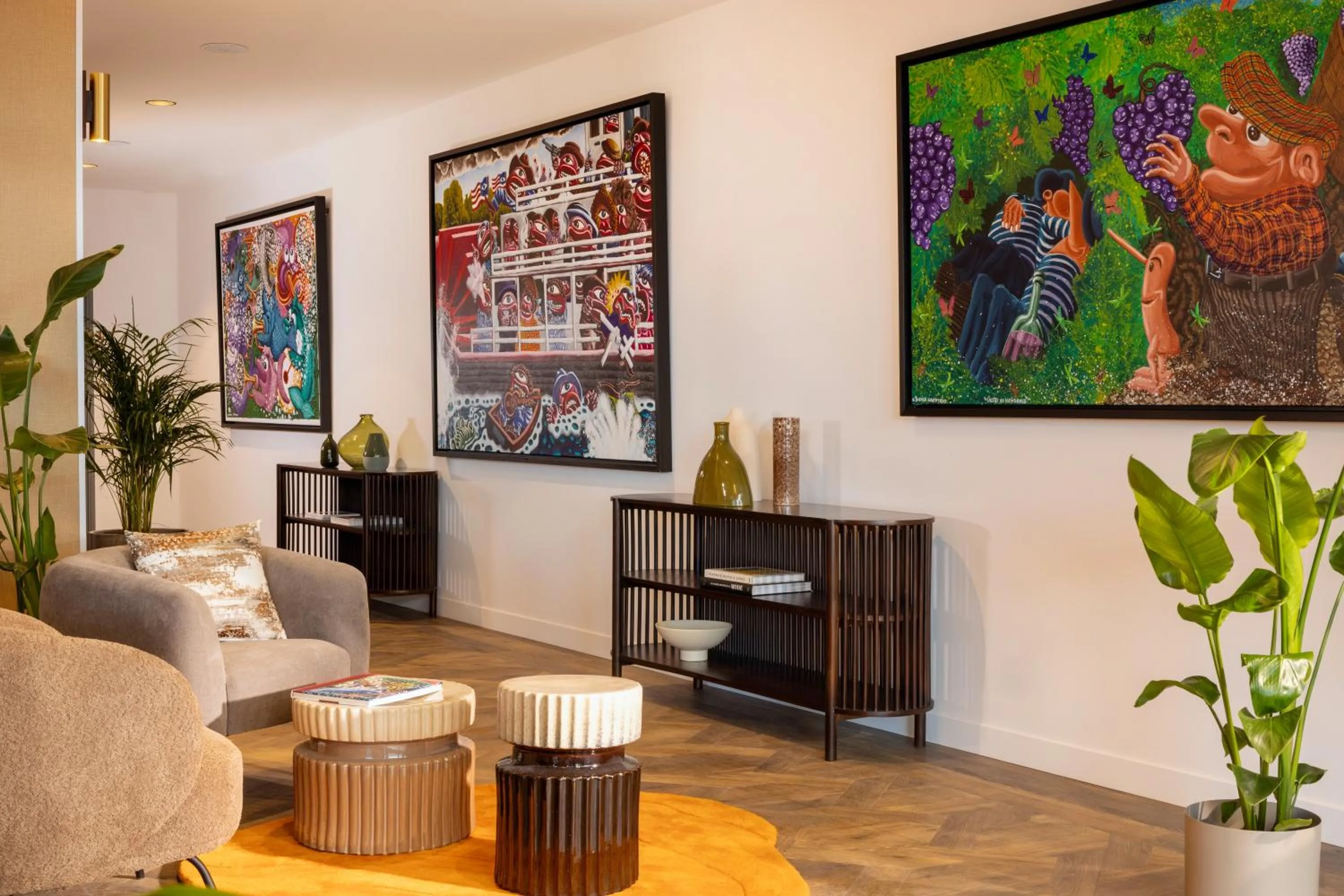 Lobby or reception in Hôtel 56 - Bordeaux Centre Gare Saint Jean