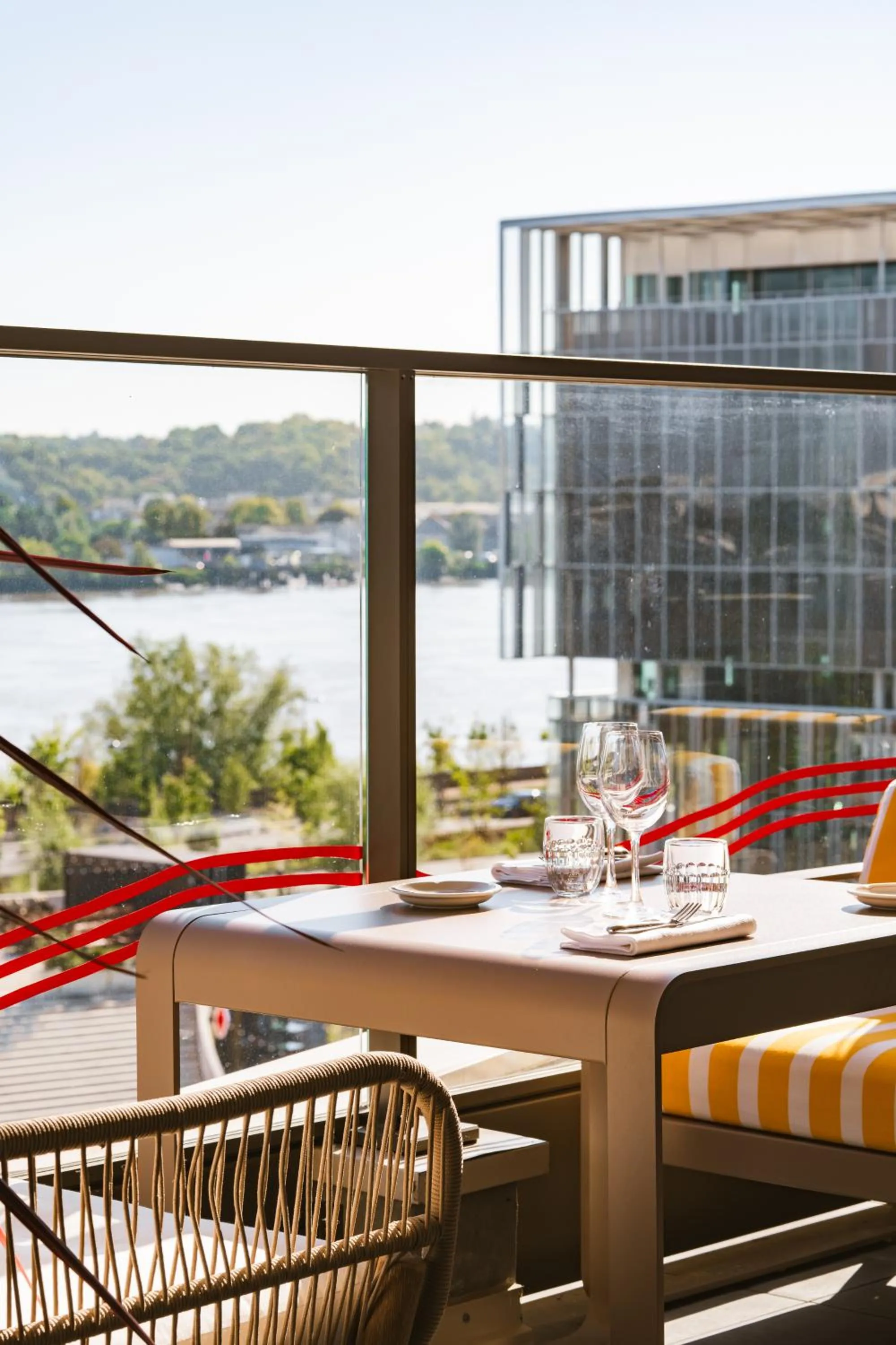 Restaurant/places to eat in Hôtel 56 - Bordeaux Centre Gare Saint Jean