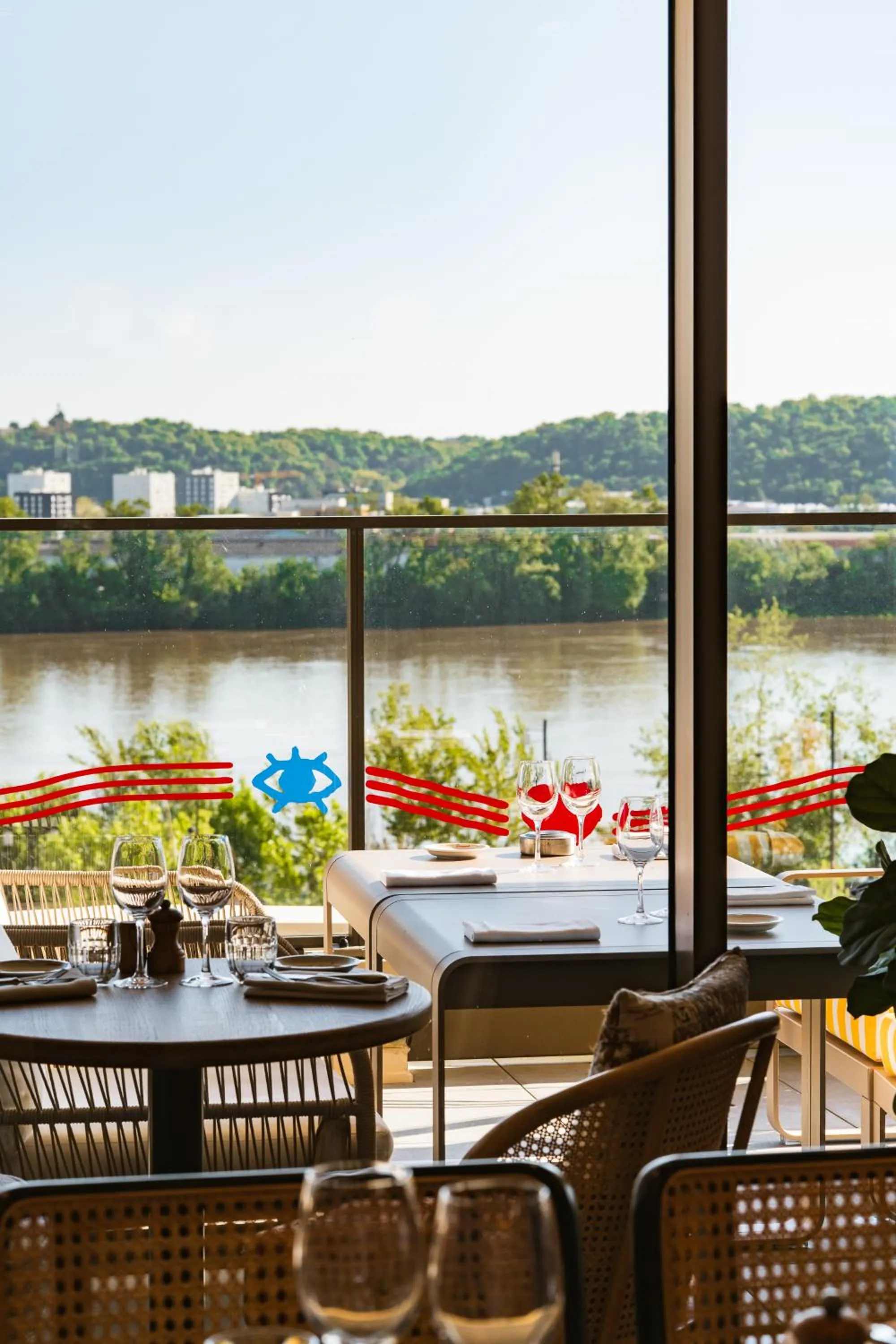 Restaurant/places to eat in Hôtel 56 - Bordeaux Centre Gare Saint Jean