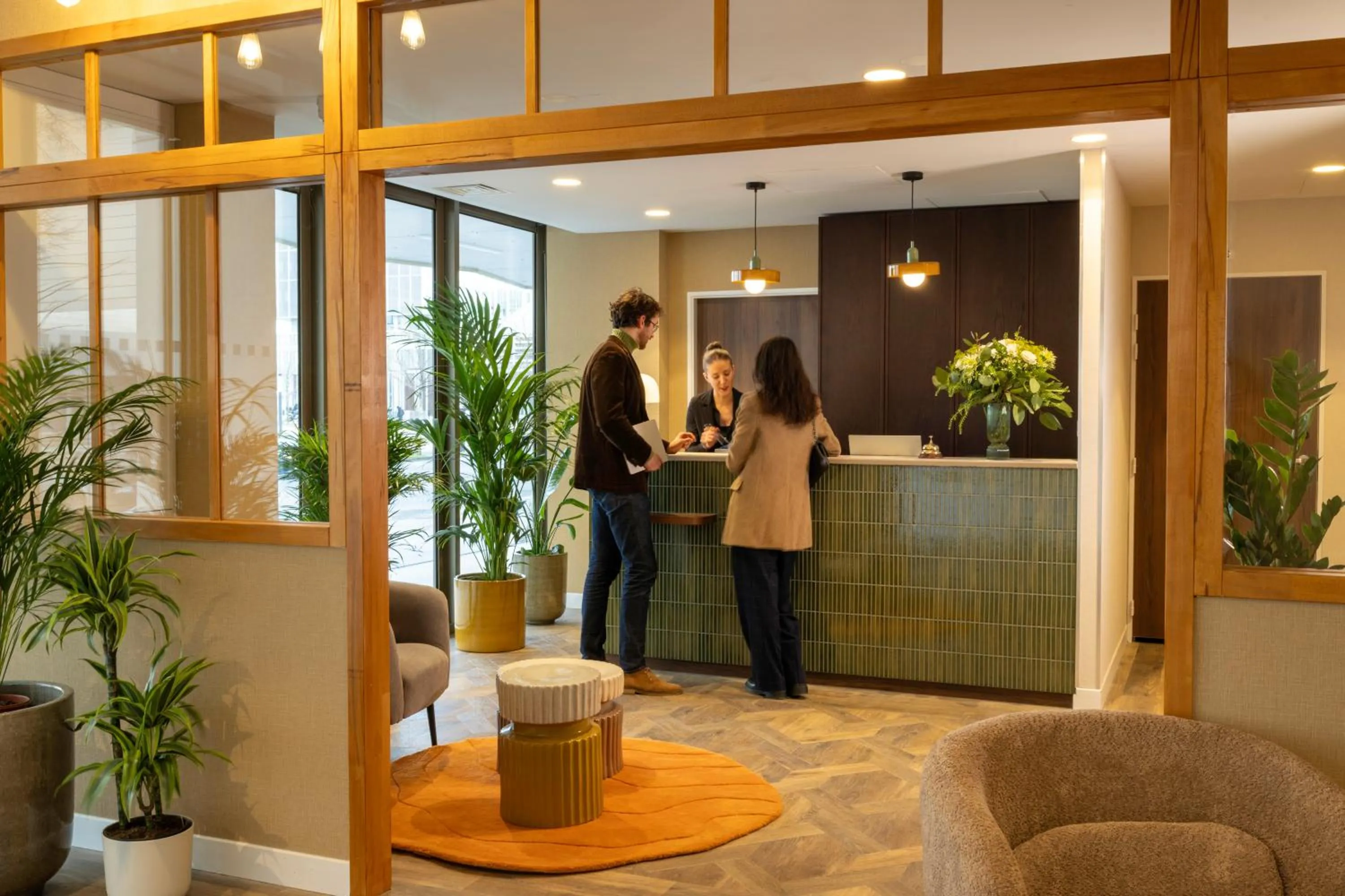 Lobby or reception in Hôtel 56 - Bordeaux Centre Gare Saint Jean