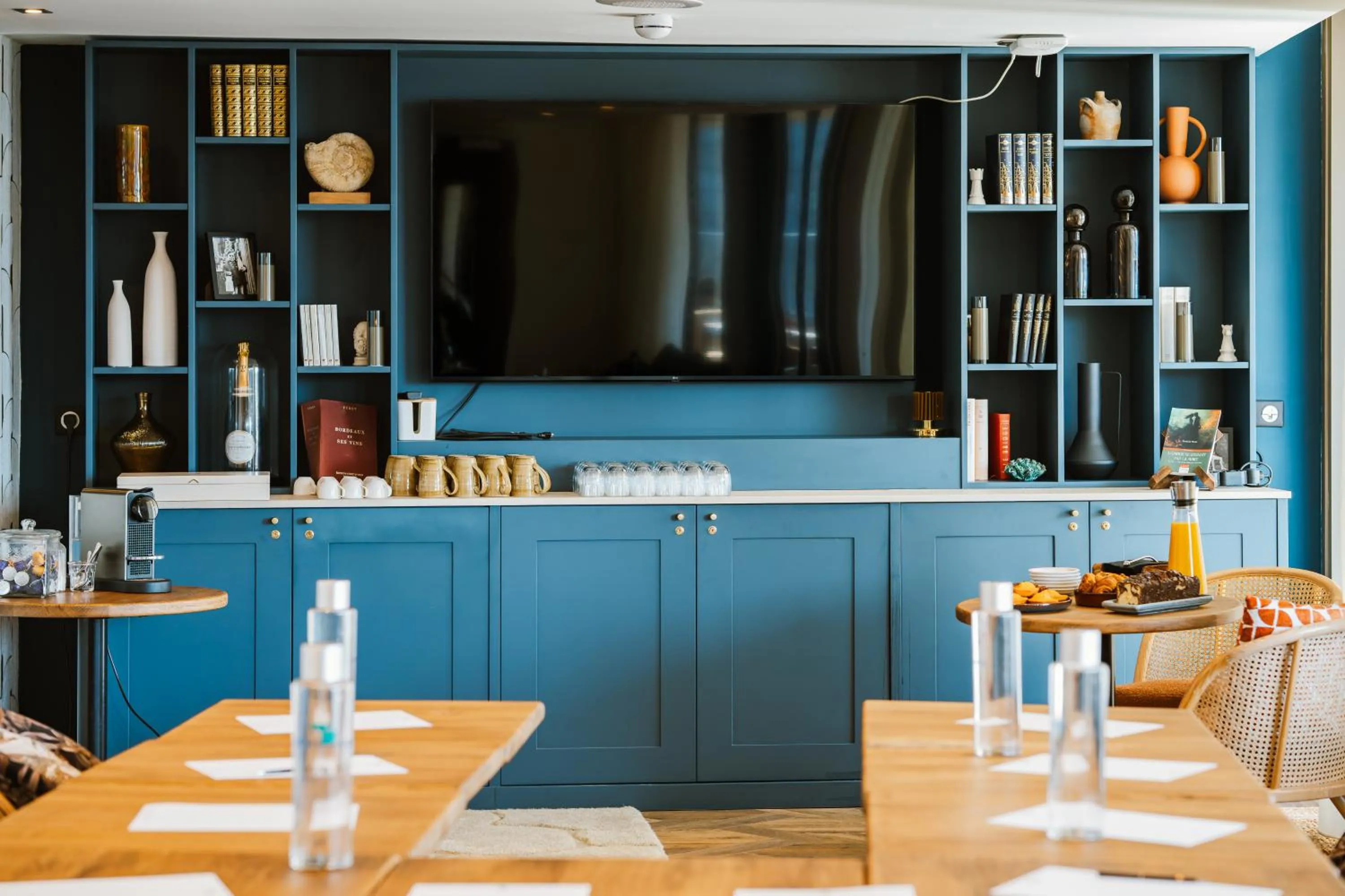 Meeting/conference room in Hôtel 56 - Bordeaux Centre Gare Saint Jean