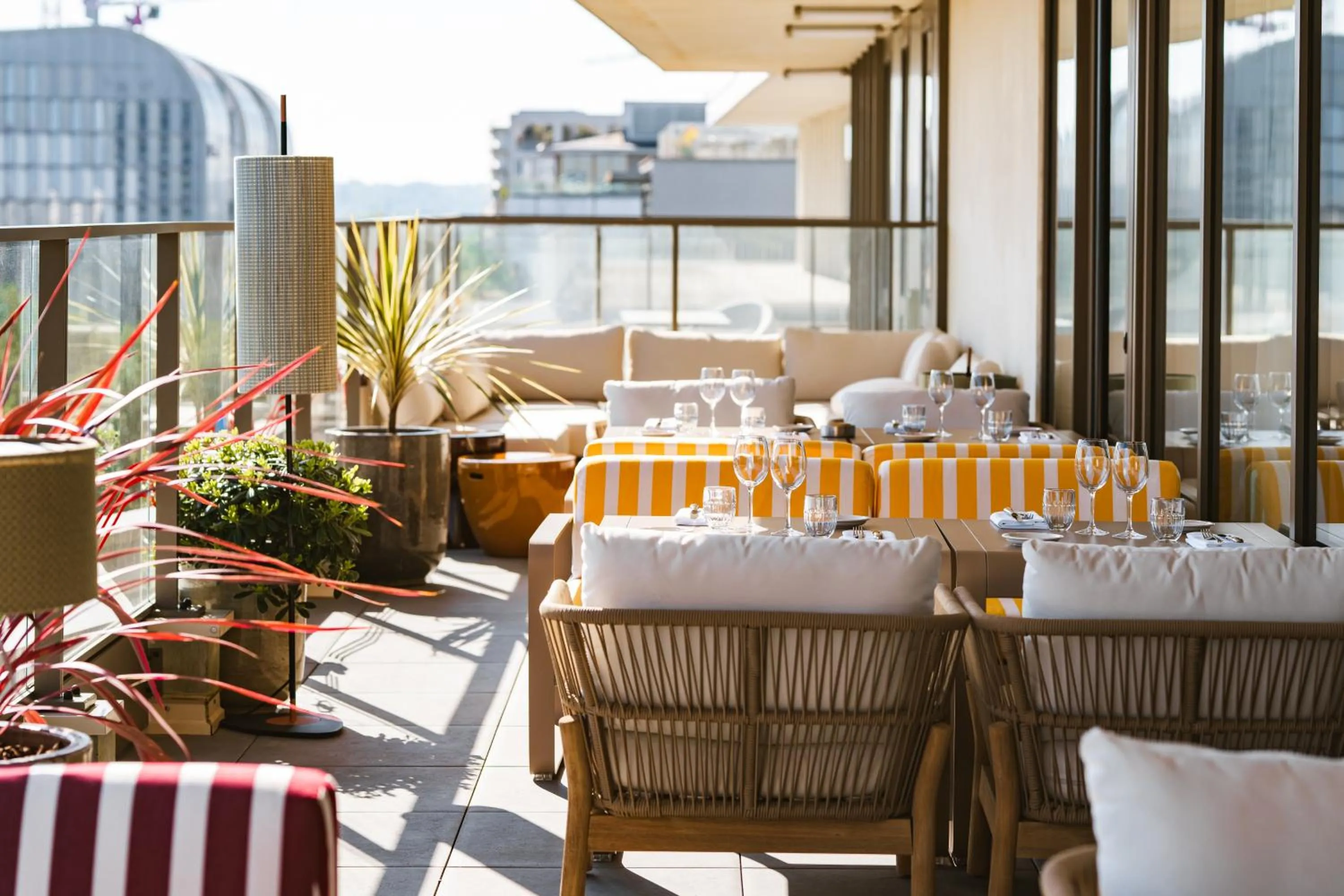 Patio in Hôtel 56 - Bordeaux Centre Gare Saint Jean