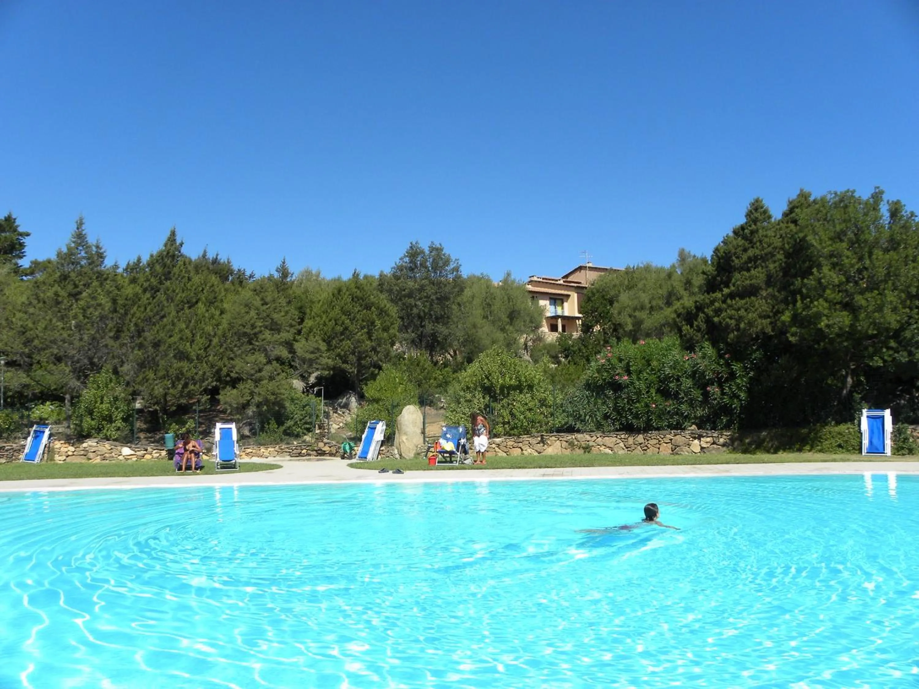 Swimming pool in Residence Bouganville