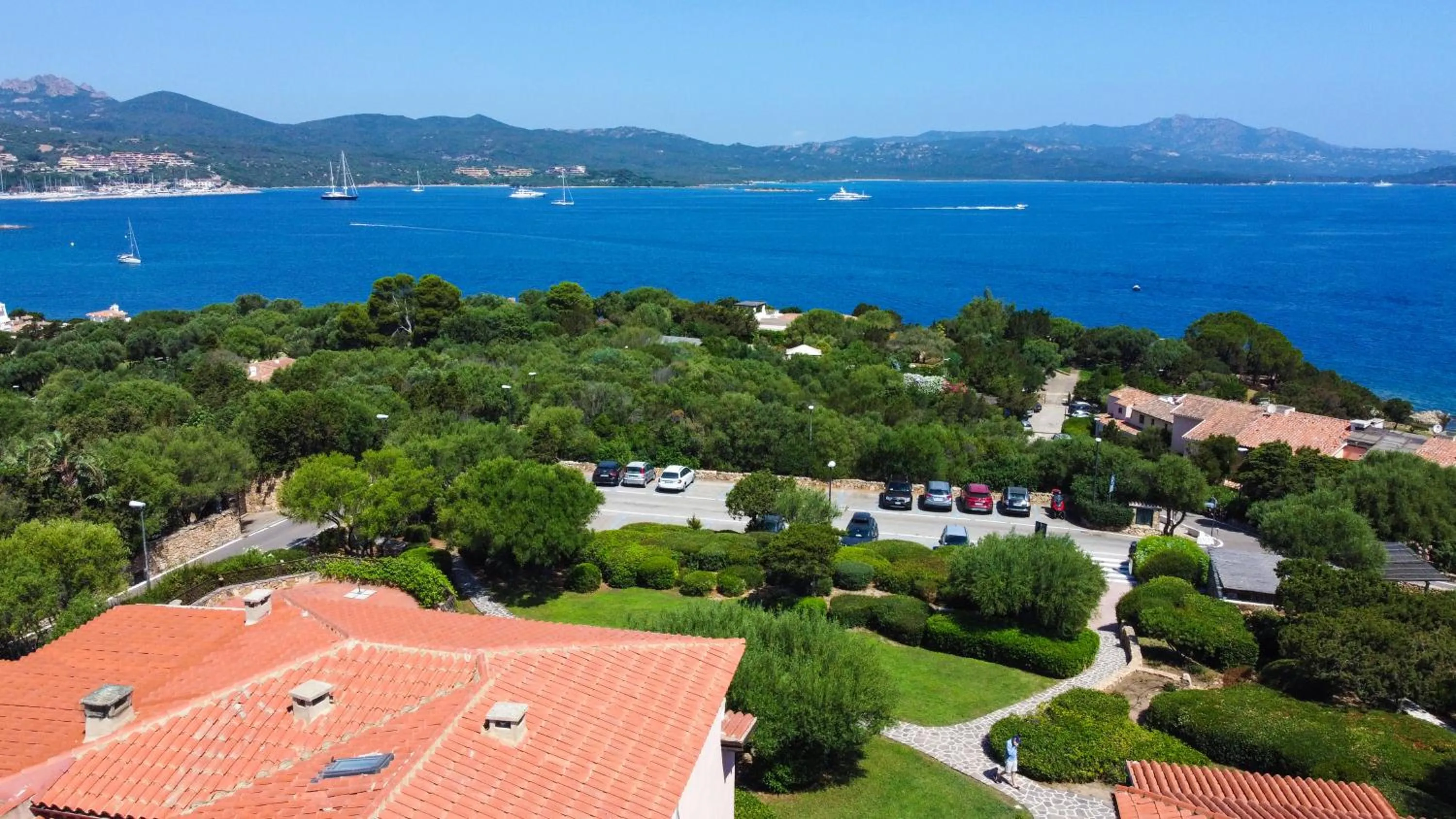 Sea view in Residence Bouganville