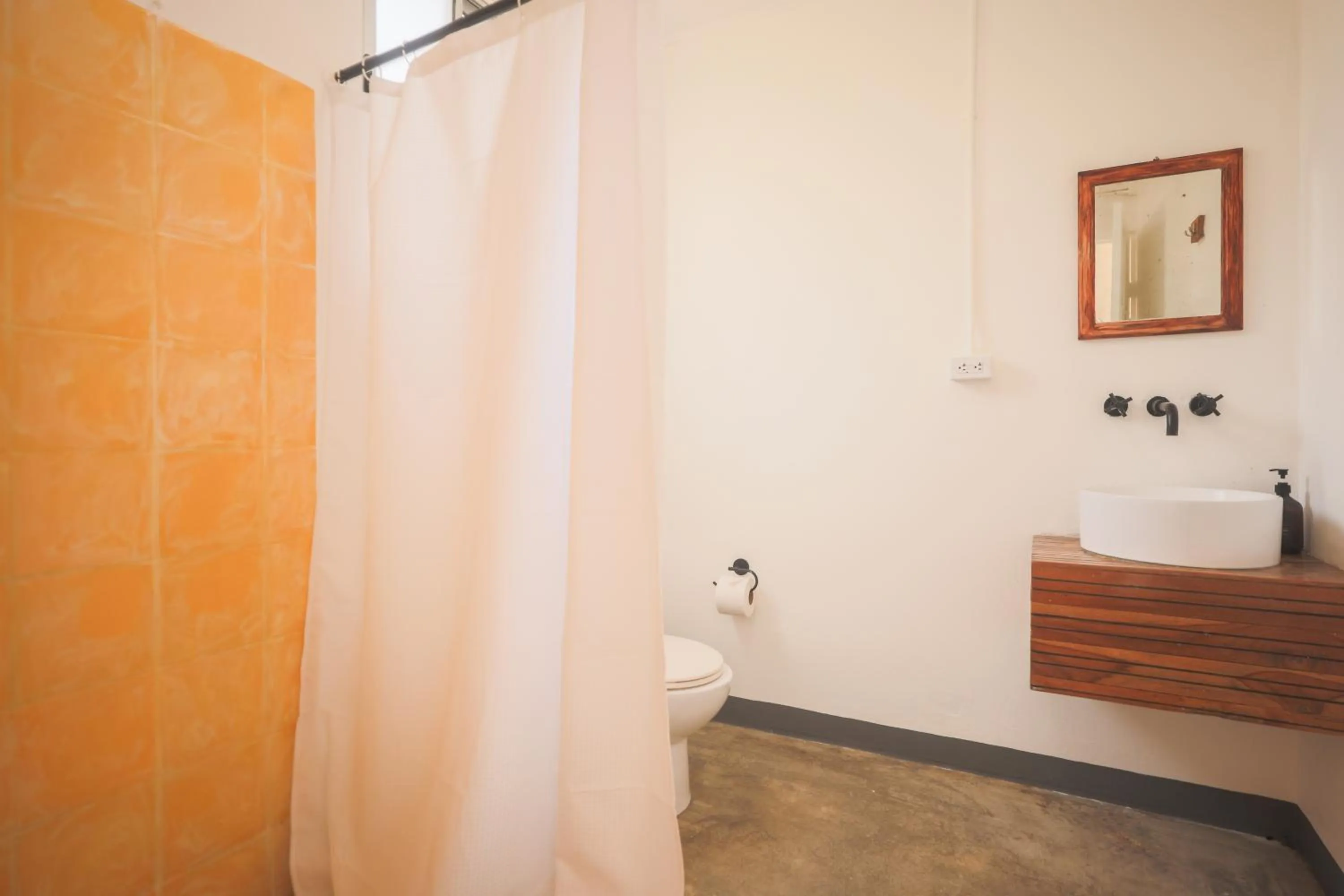 Bathroom in Alma Vida Hotel