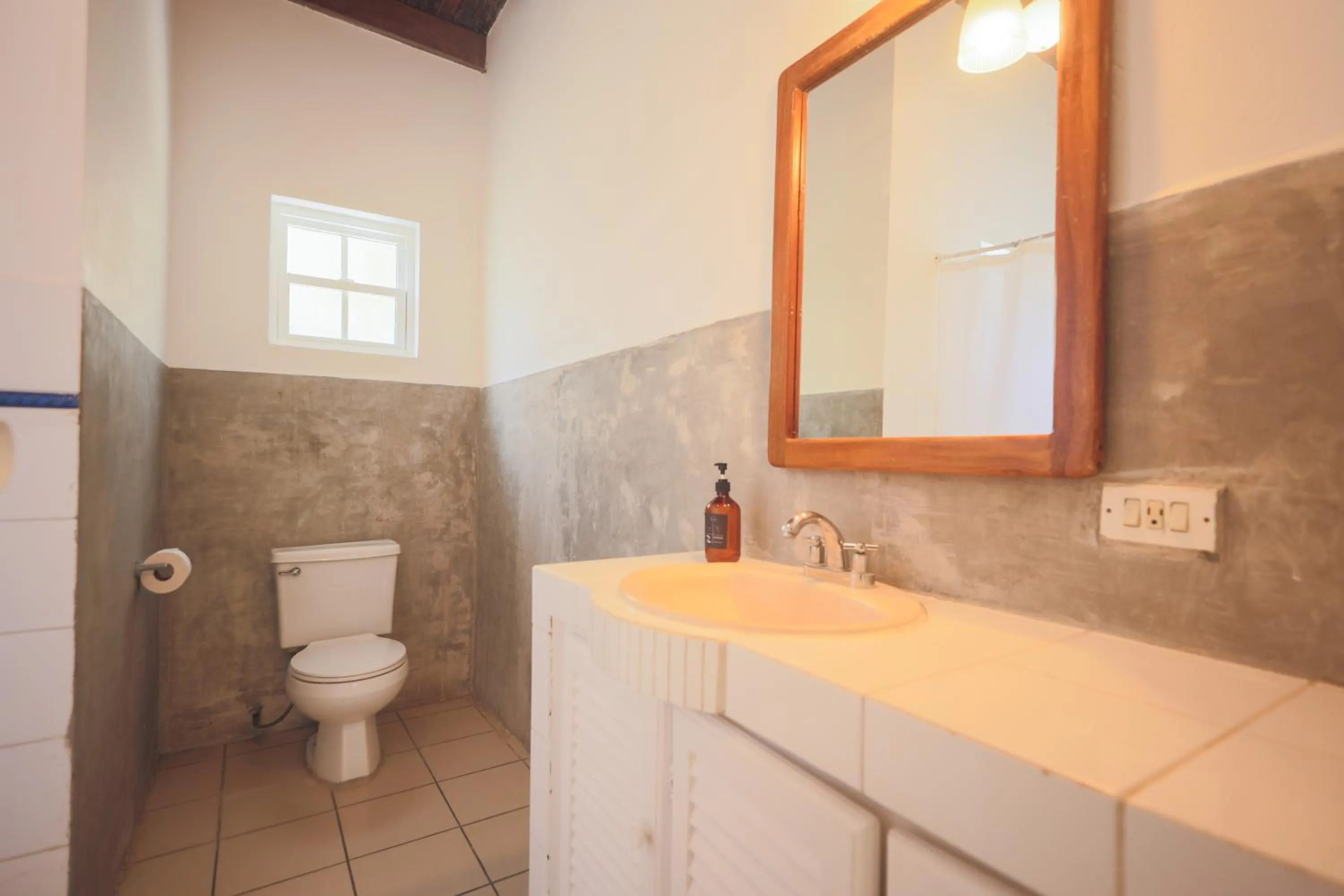 Bathroom in Alma Vida Hotel