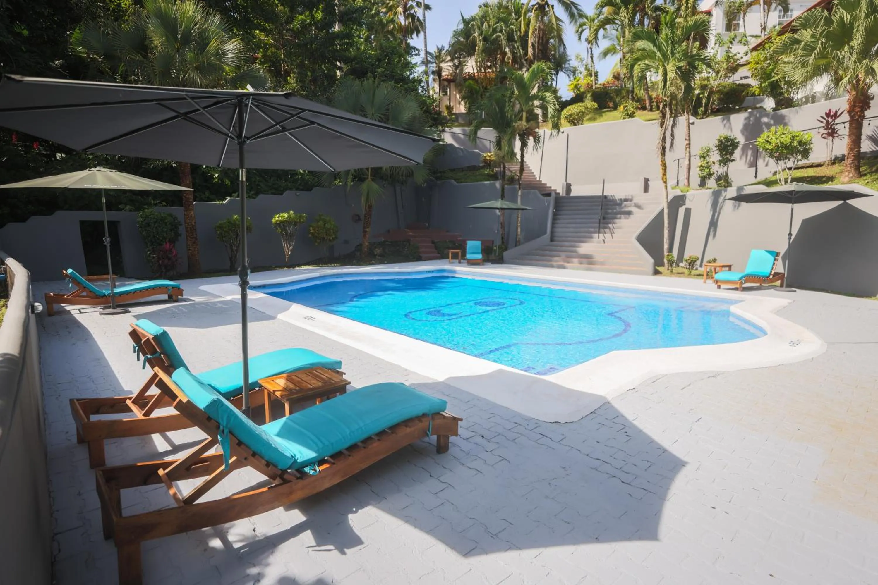 Patio in Alma Vida Hotel