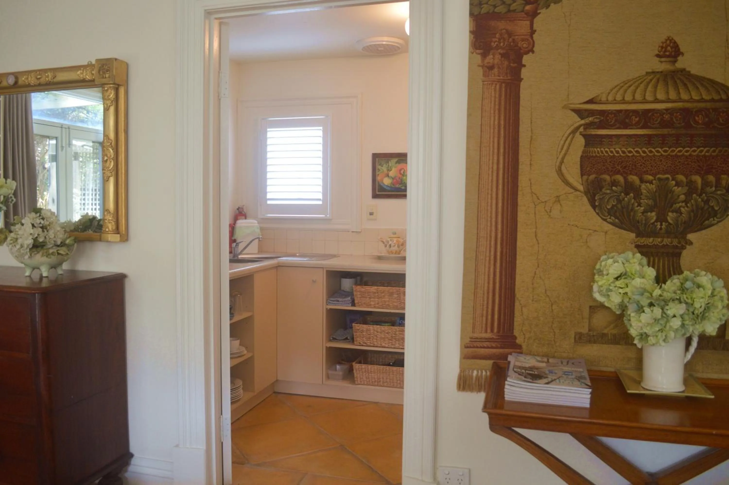 Kitchen or kitchenette in Athelney Cottage Bed and Breakfast