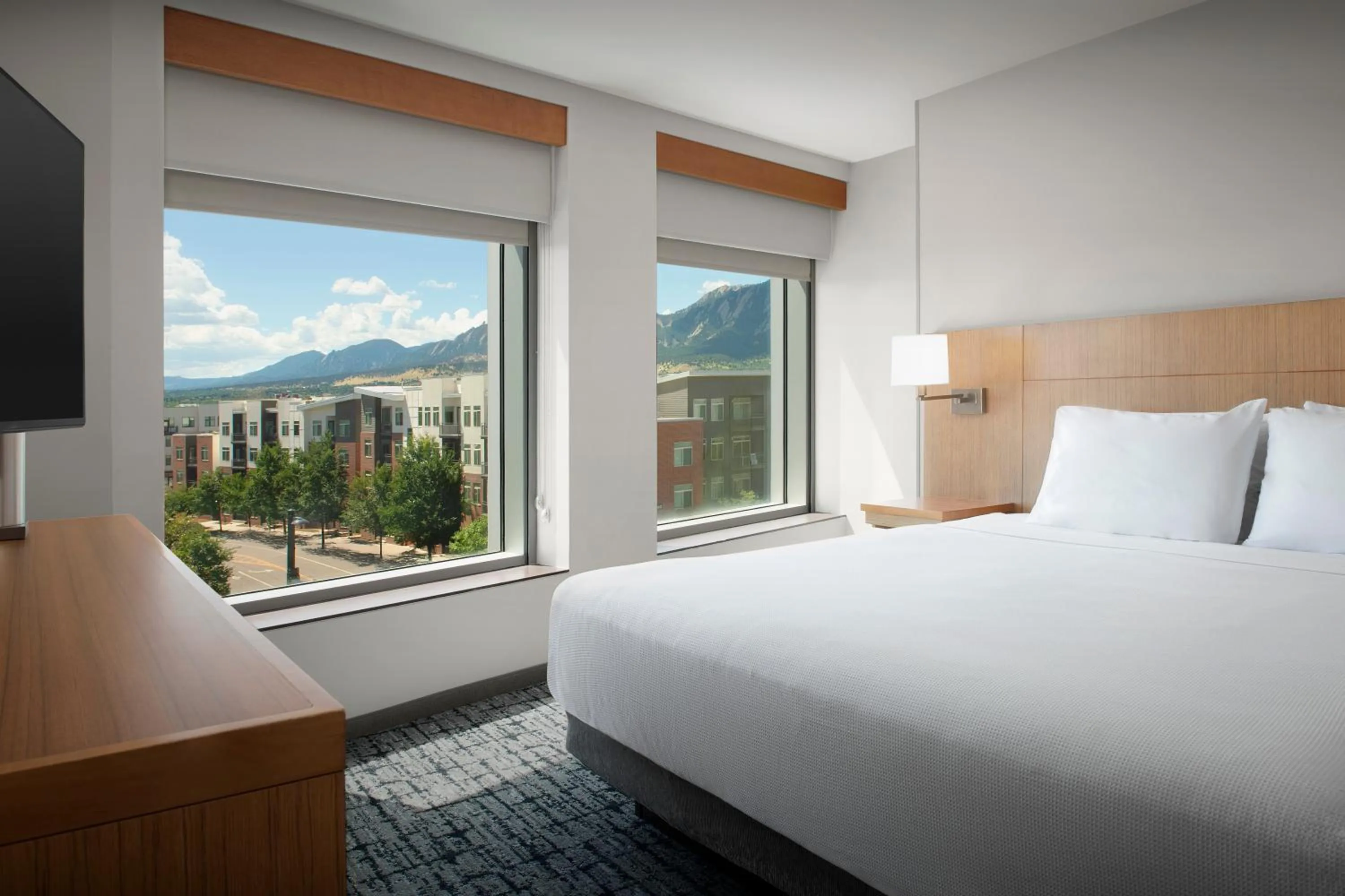 Bedroom, Bed in Hyatt Place Boulder Pearl Street - Newly Renovated