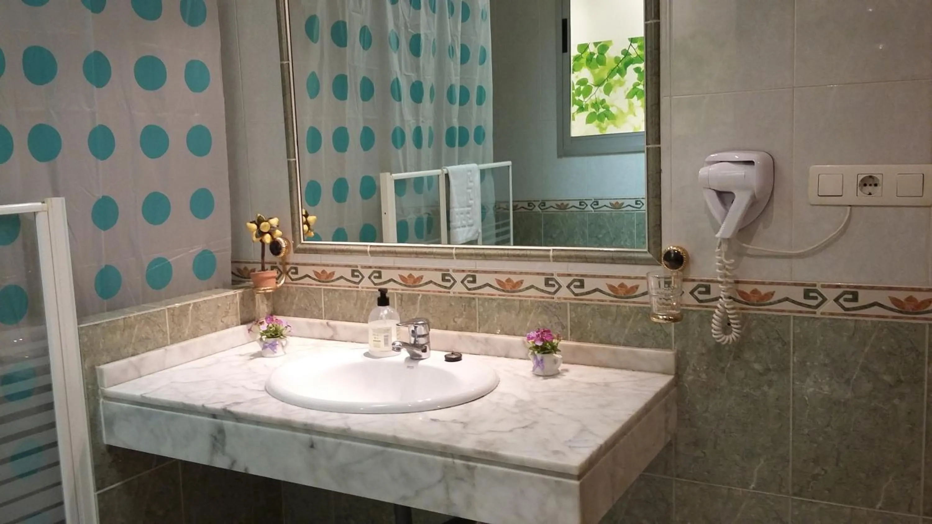 Bathroom in Hostal Costa Azul