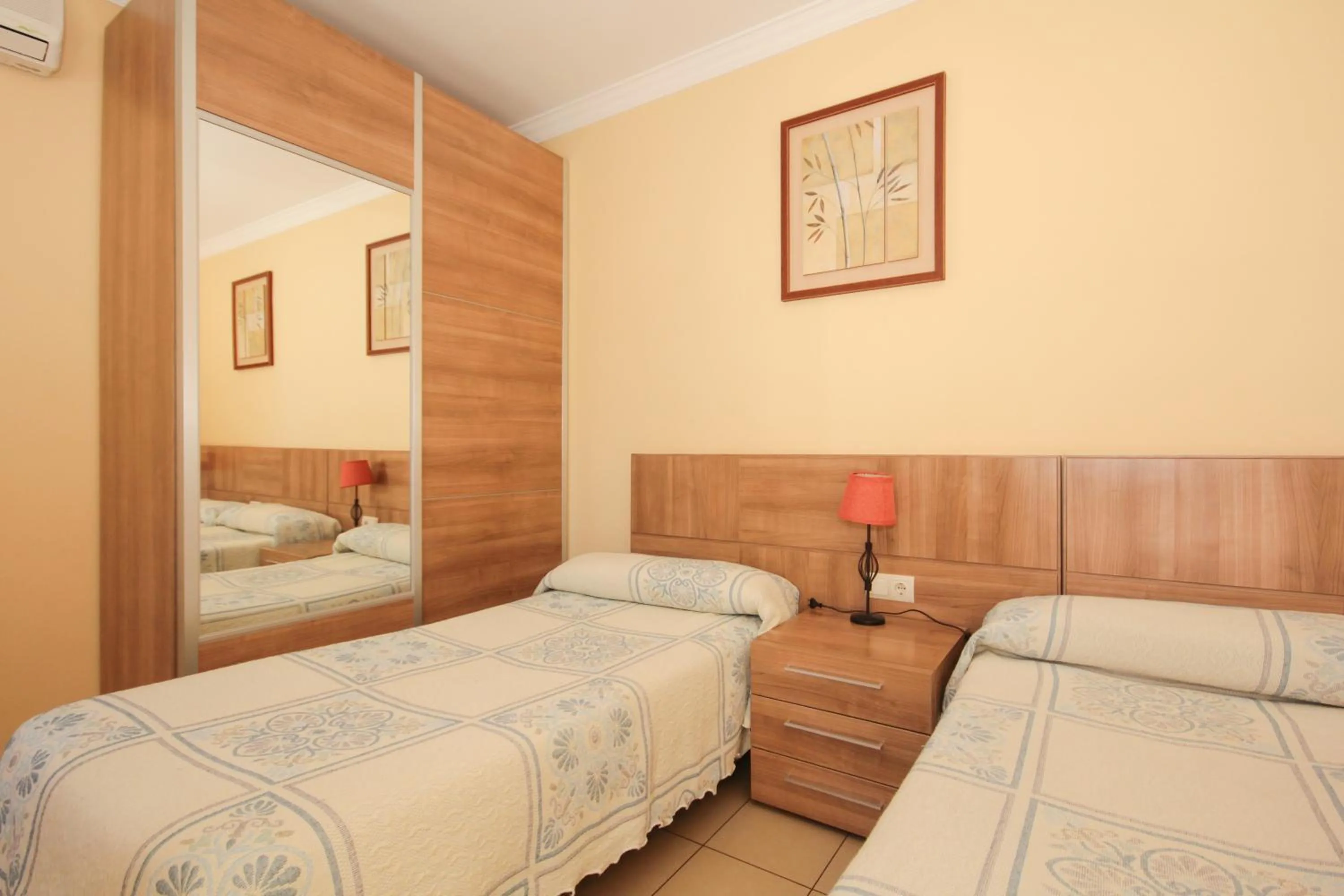 Bedroom, Bed in Hostal Costa Azul