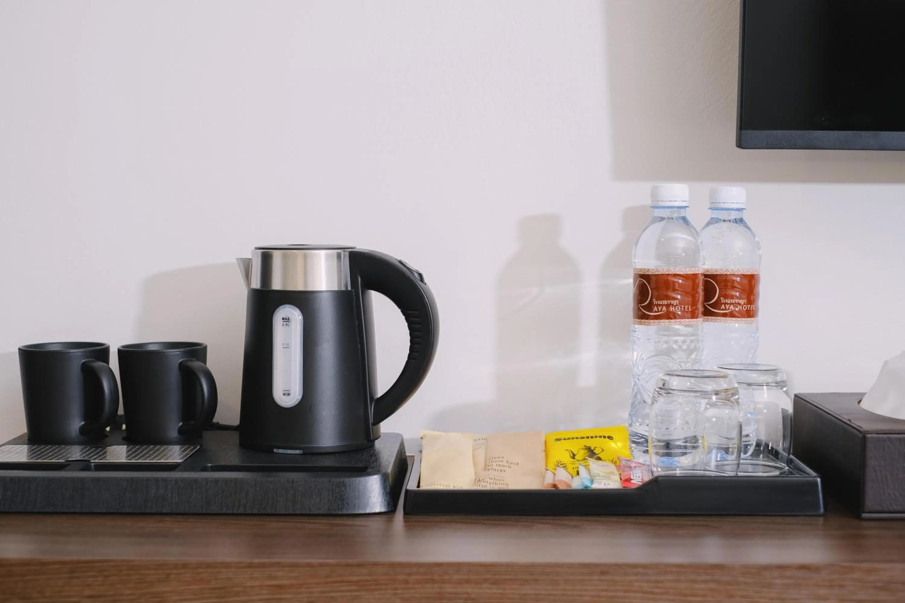 Coffee/tea facilities in Raya Hotel Krabi