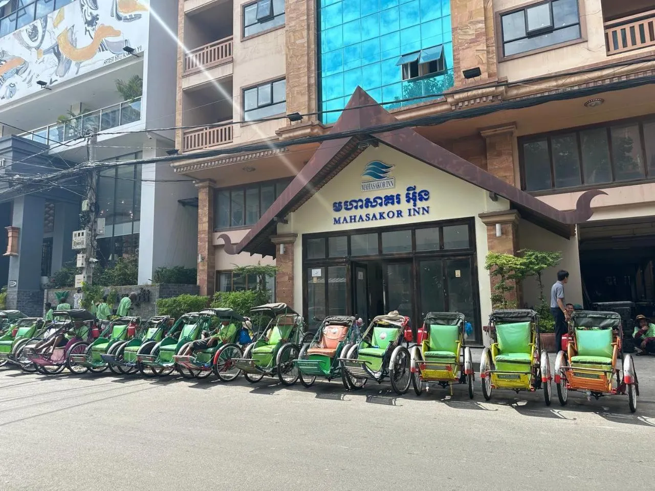 Property building in Mahasakor Inn