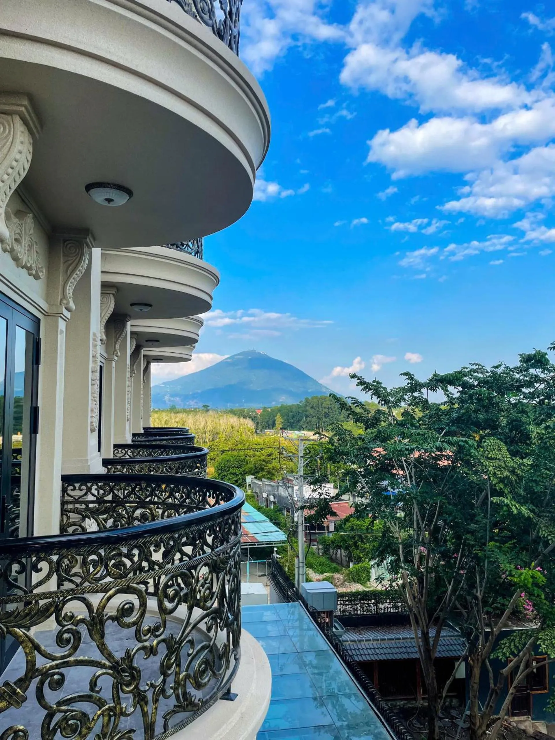 MAISON CAMELLIA Hotel