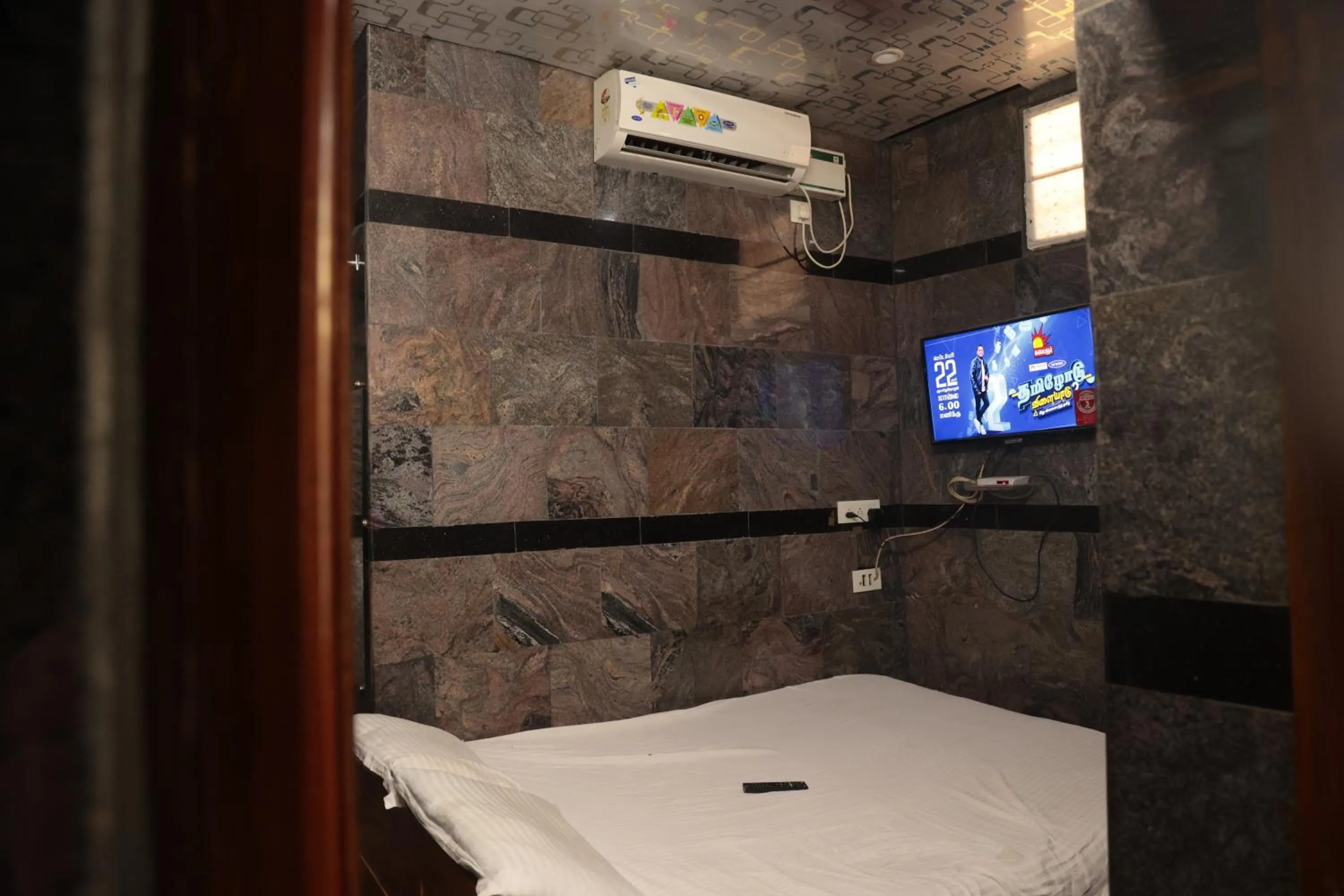 air conditioner, Bed in Kala Ressidency