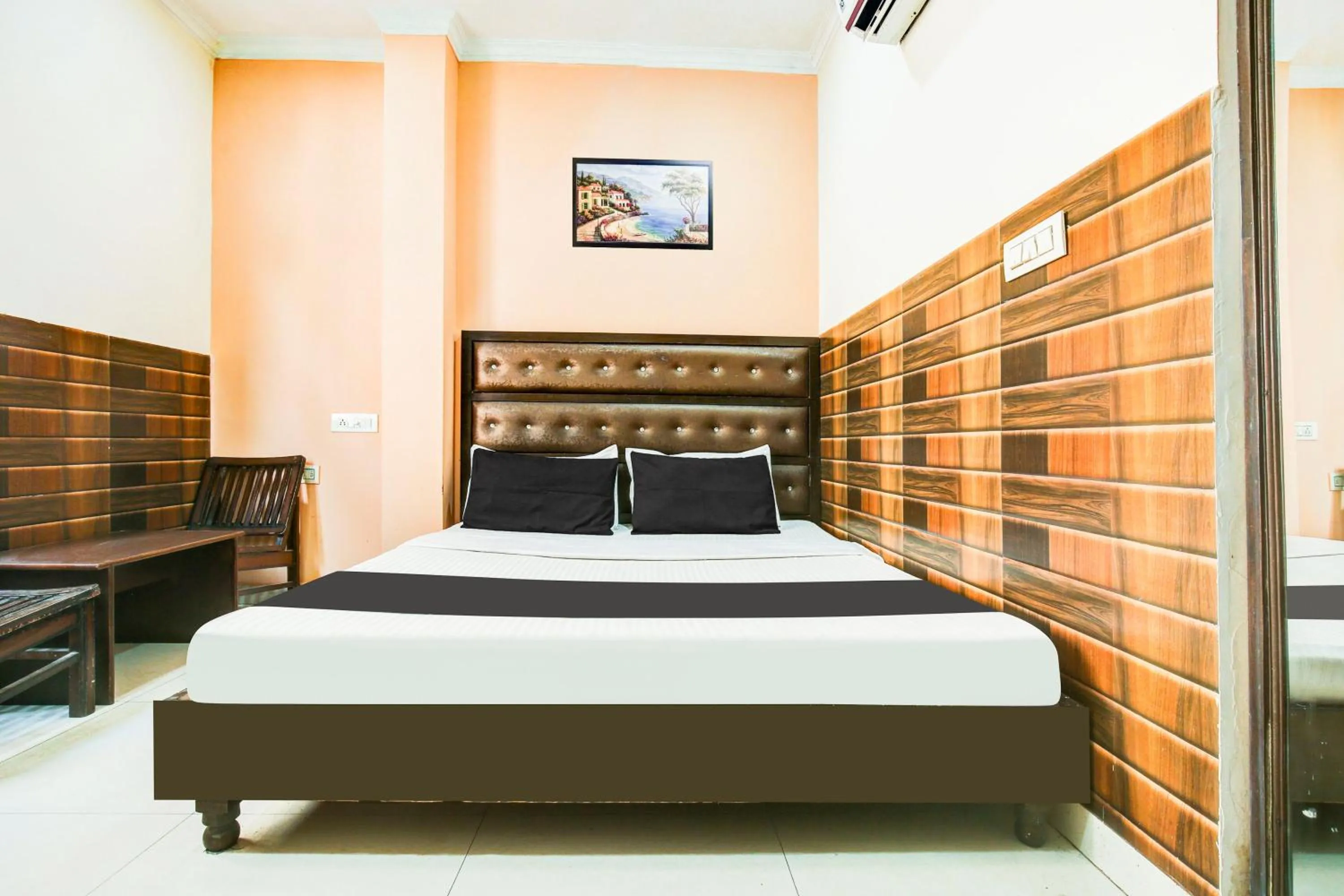 Bedroom in Hotel O Shivansh Palace