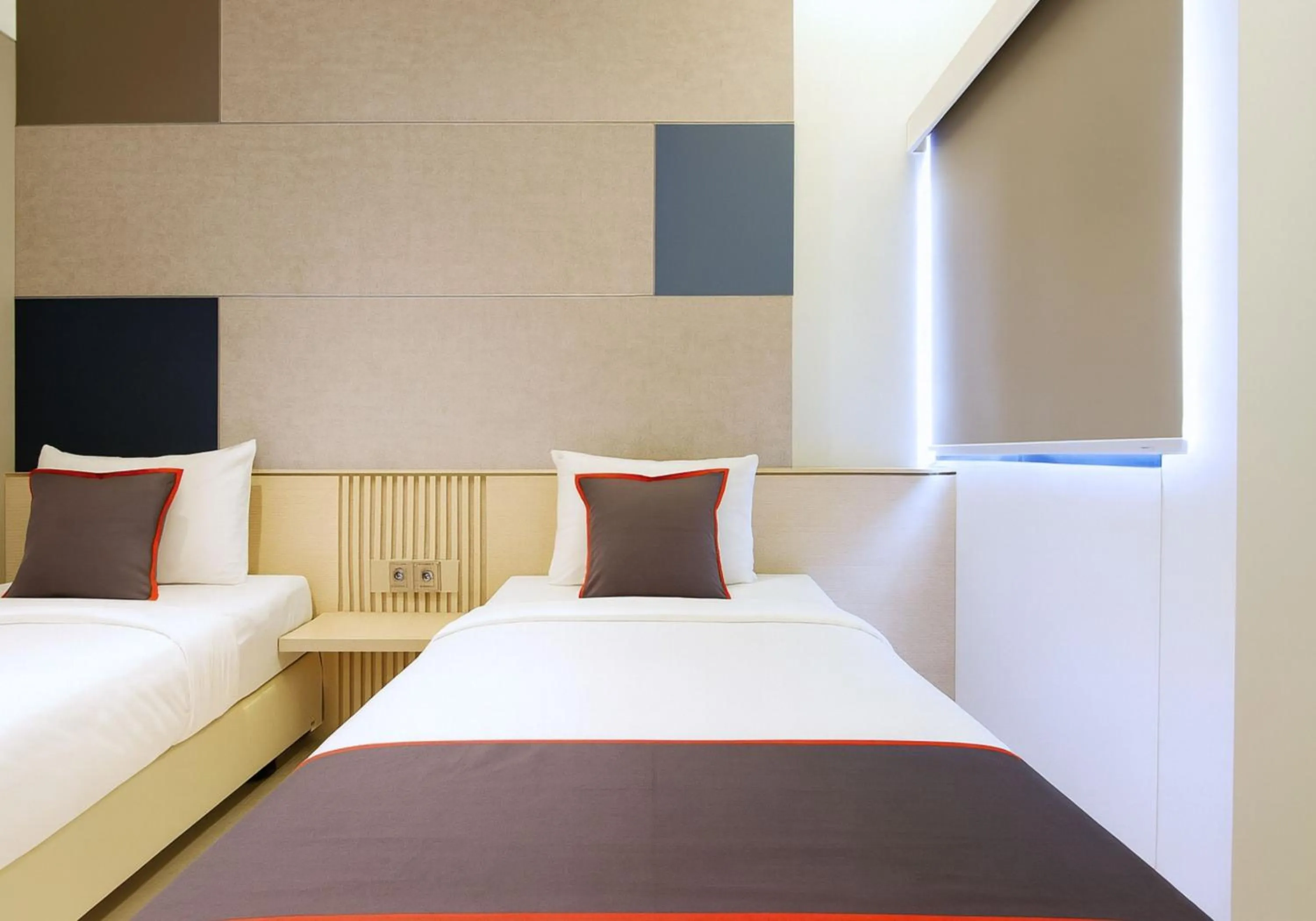 Bedroom, Bed in IXO Hotel Semarang